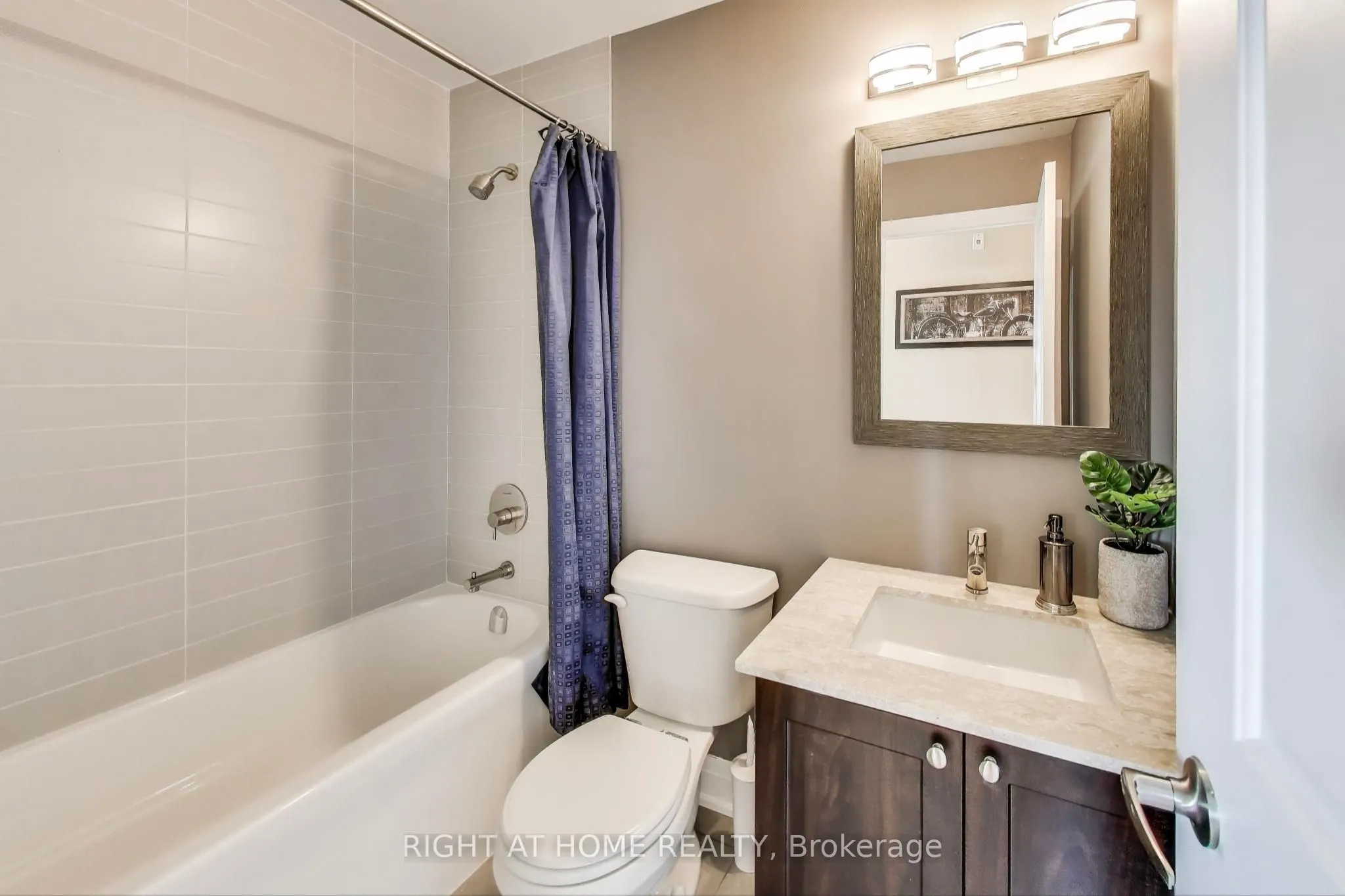 12 Woodstream Boulevard, #317