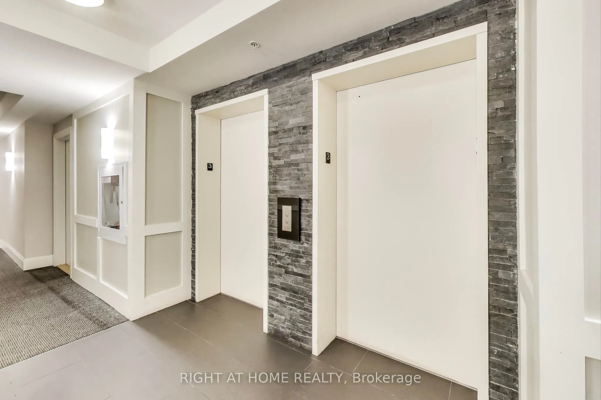12 Woodstream Boulevard, #317
