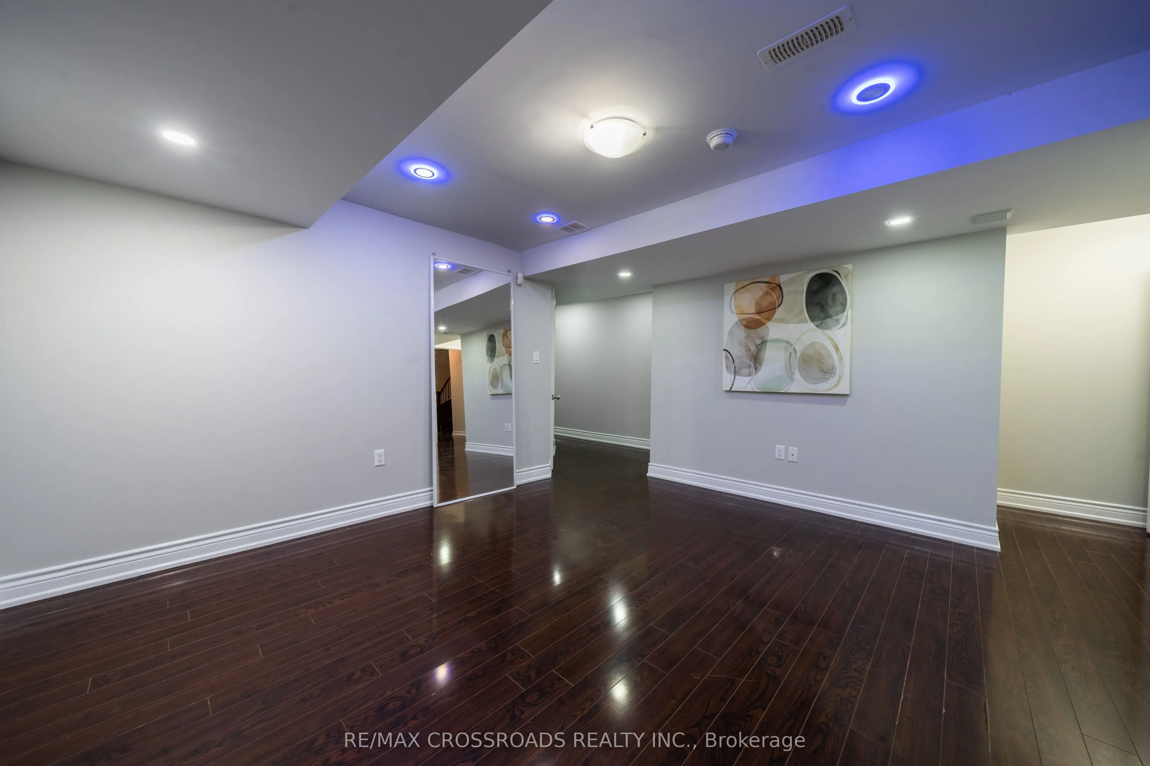213 Riverwalk Drive