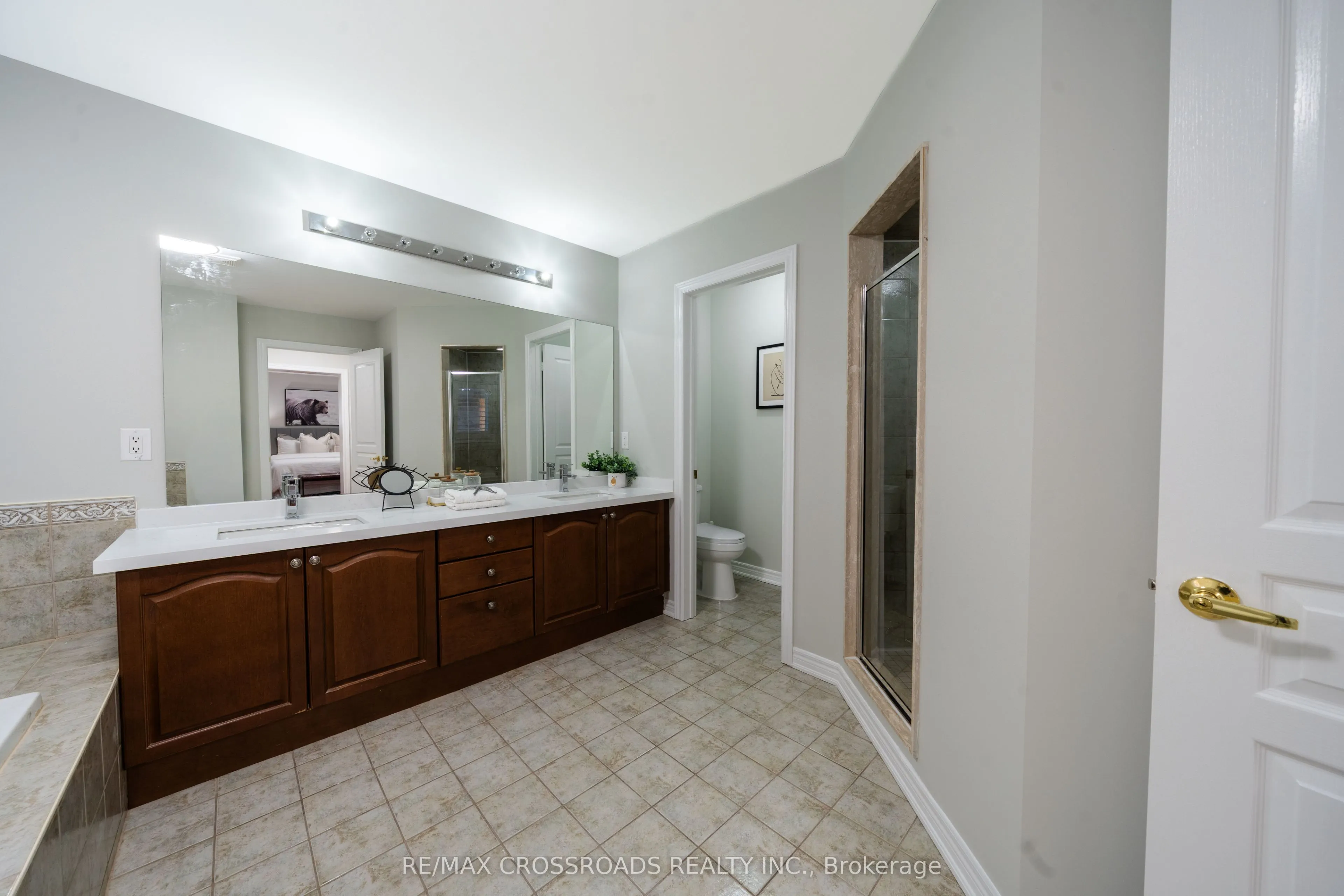 213 Riverwalk Drive