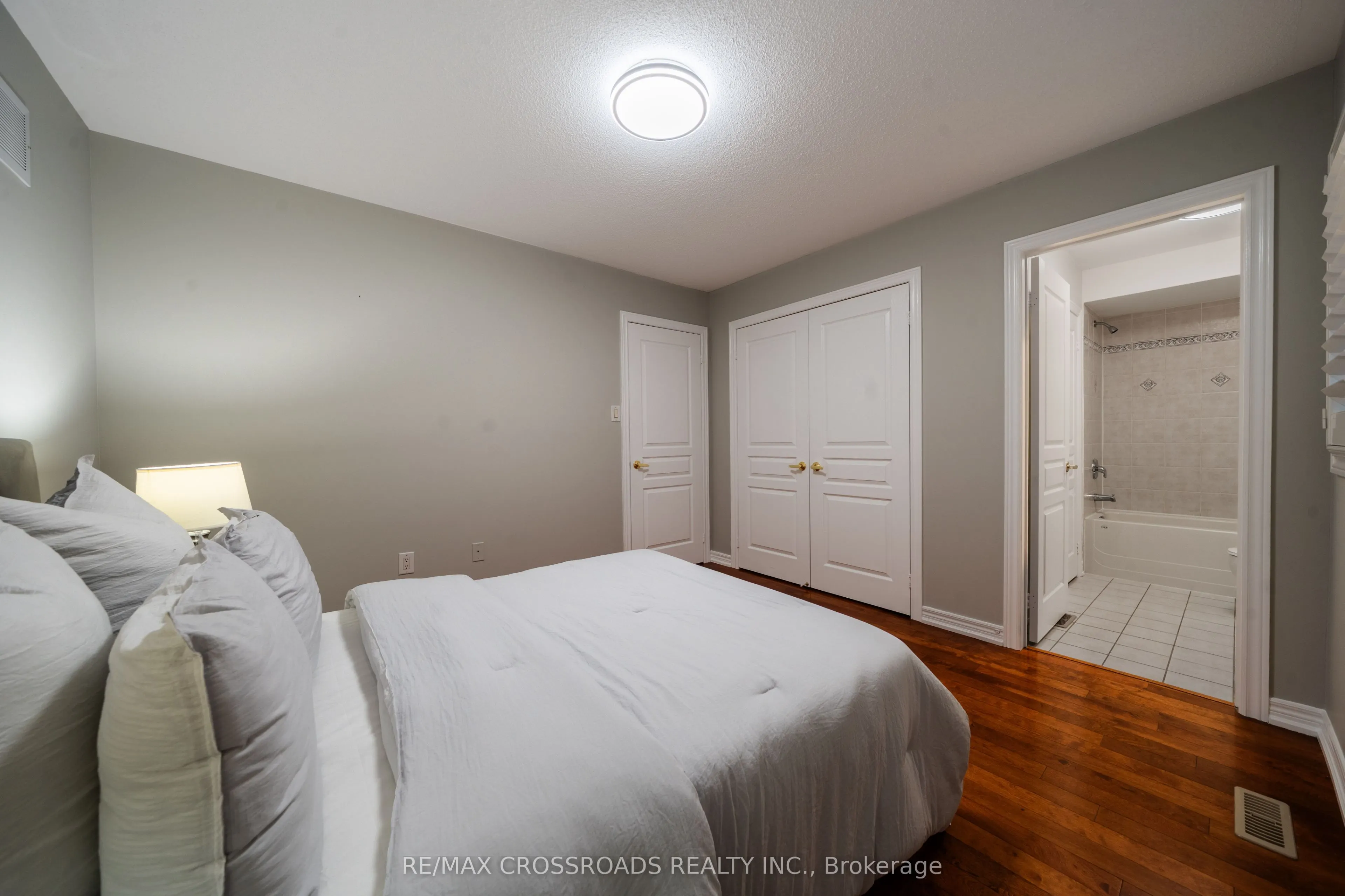 213 Riverwalk Drive