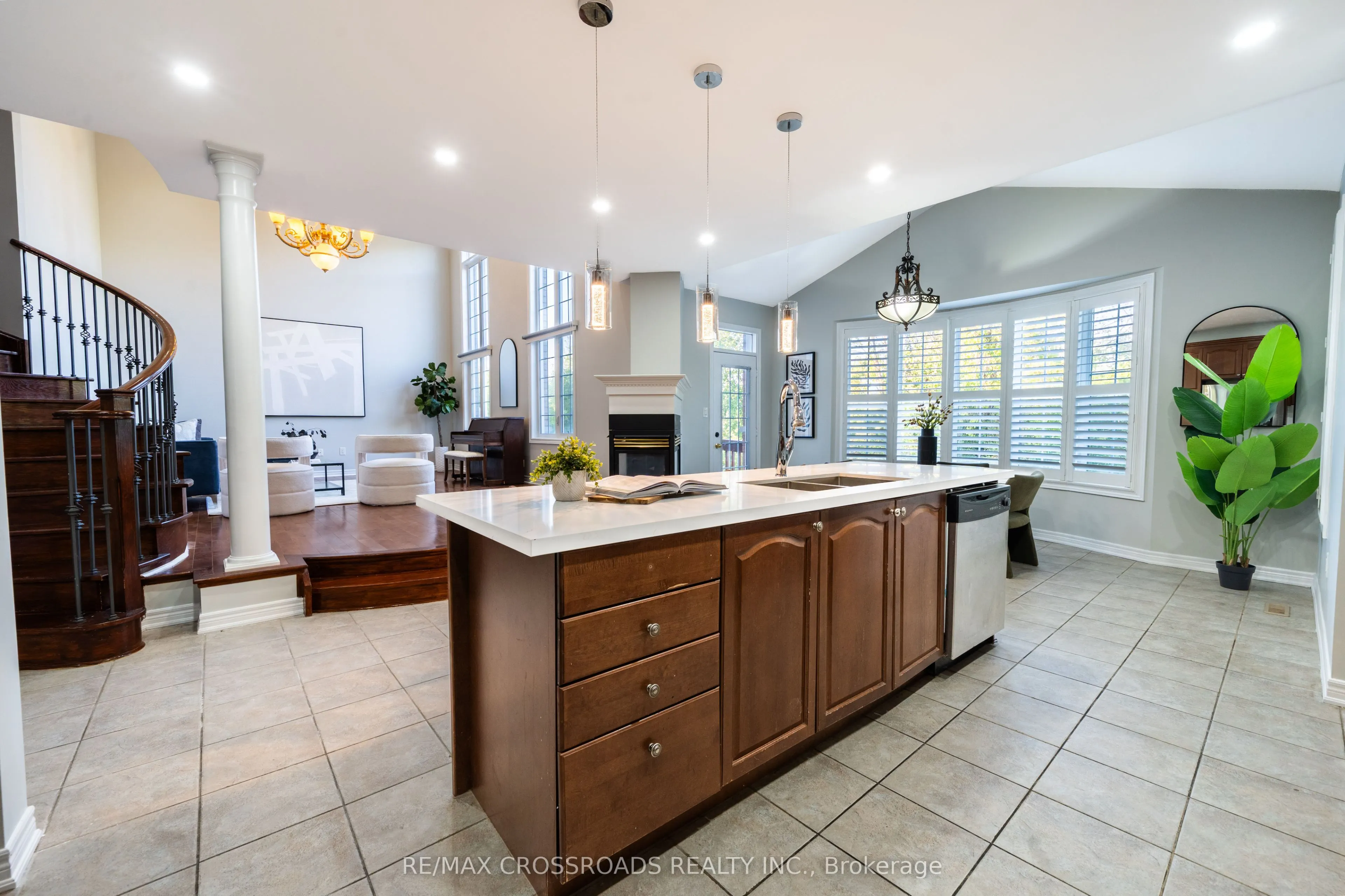 213 Riverwalk Drive