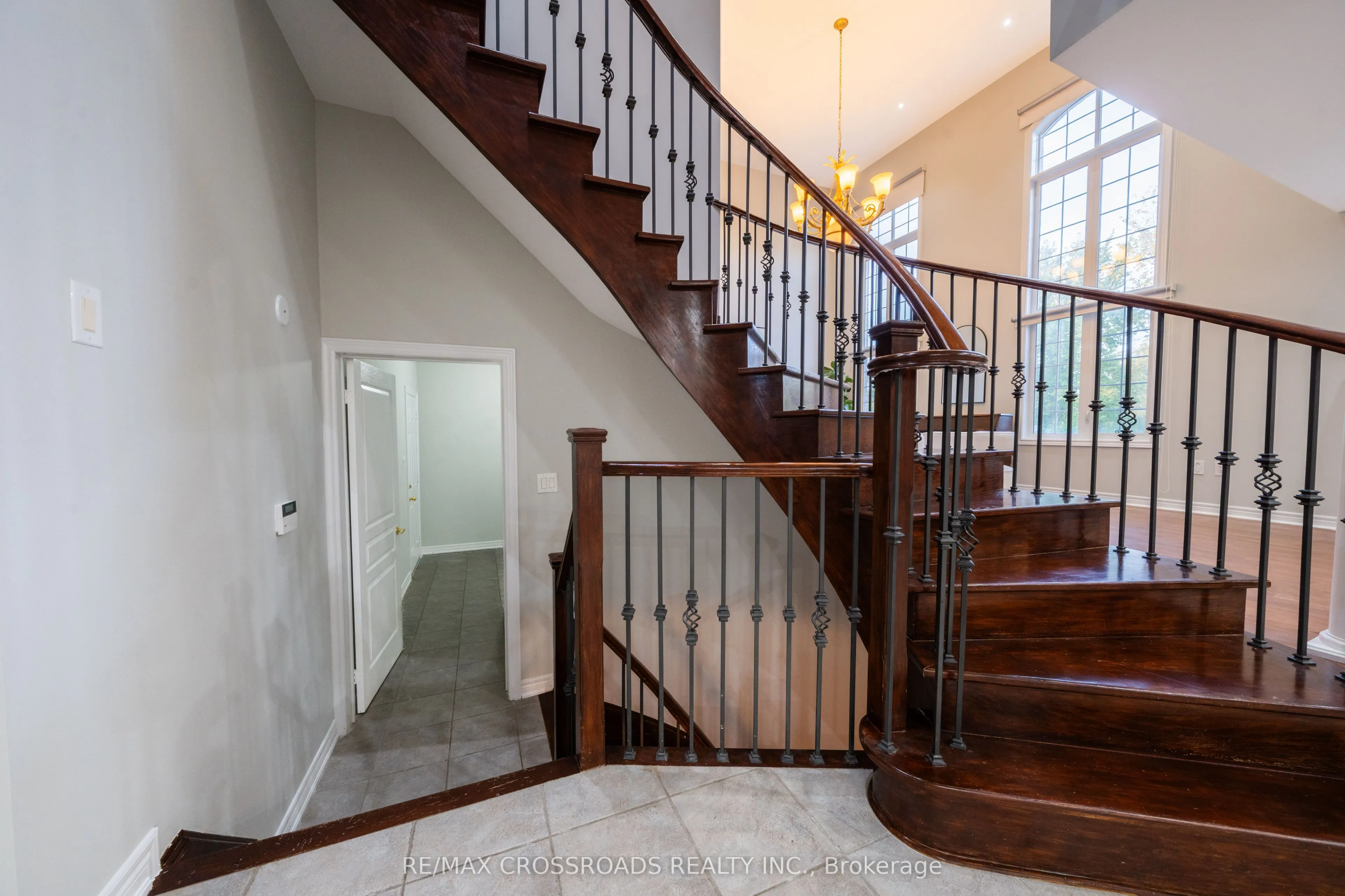 213 Riverwalk Drive