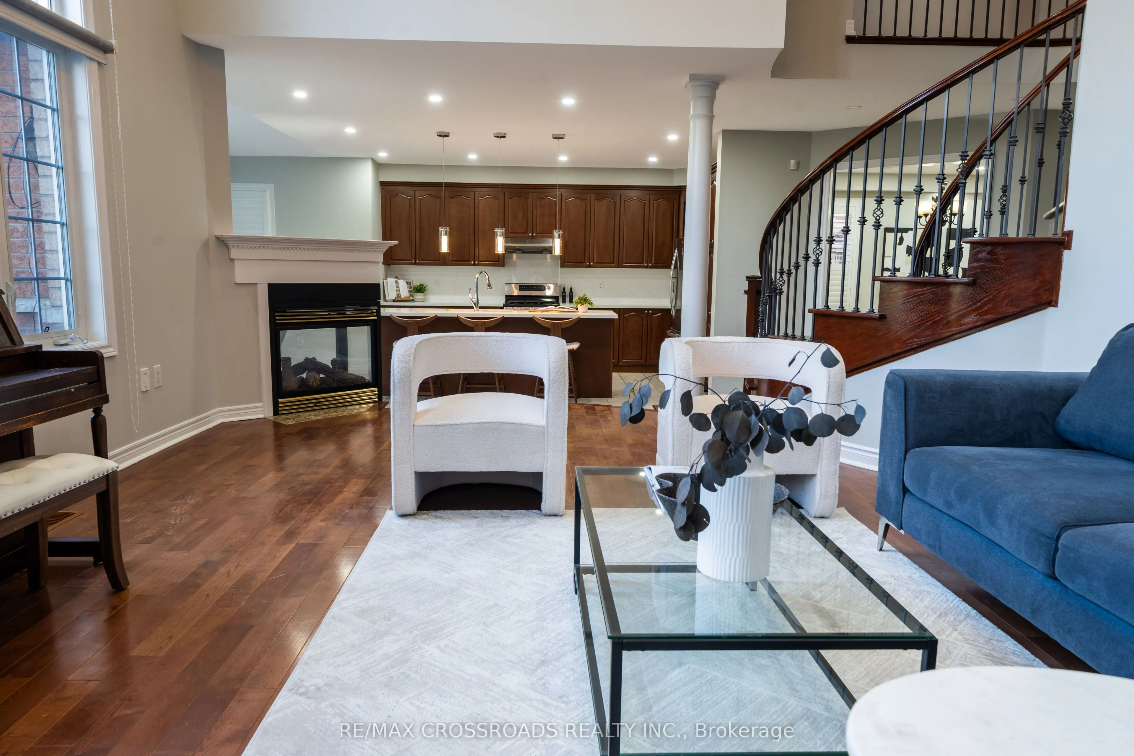 213 Riverwalk Drive