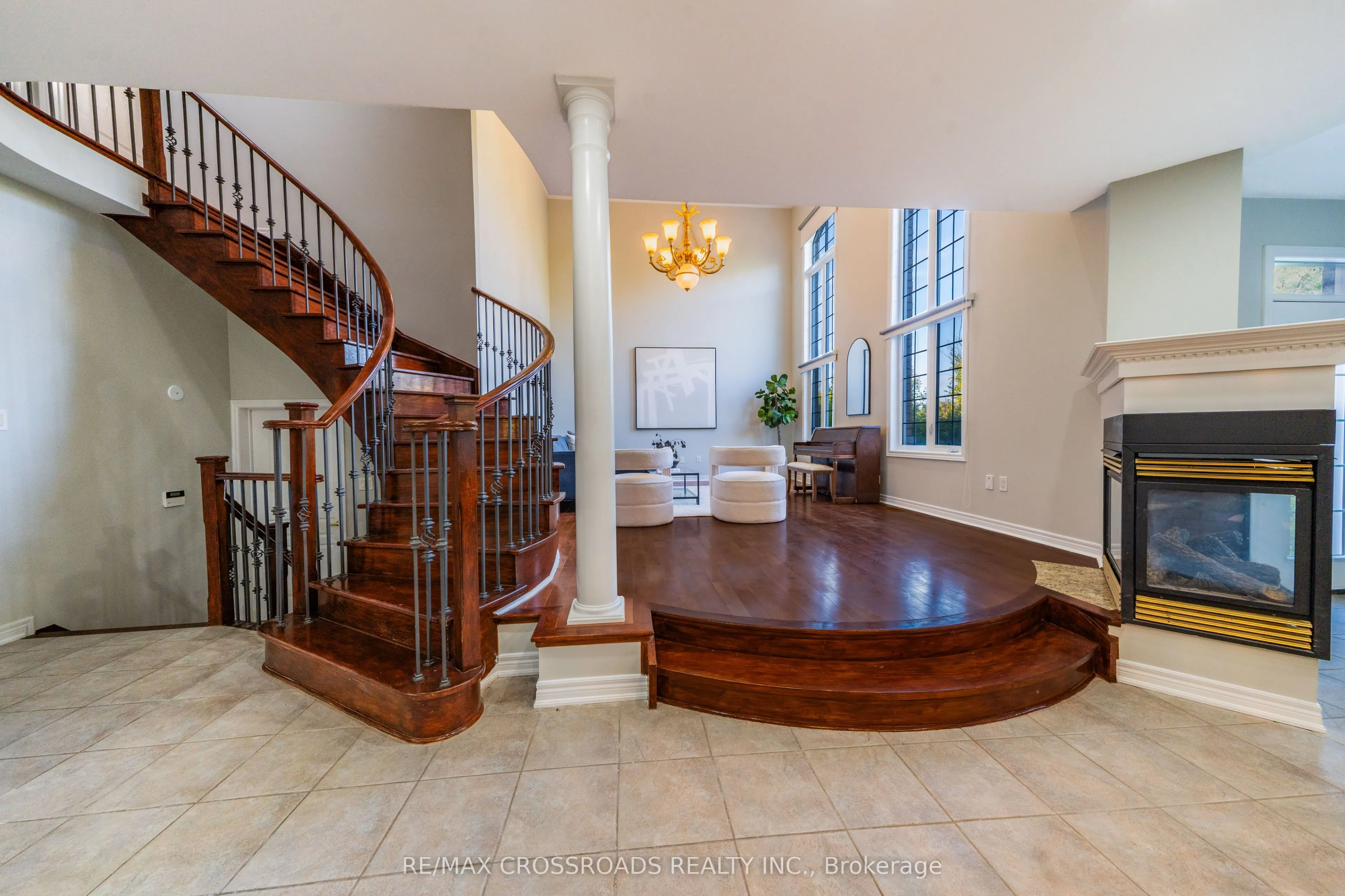 213 Riverwalk Drive