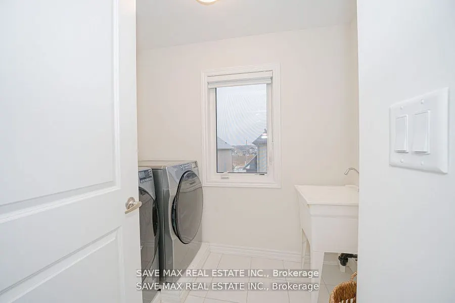 1615 CORSAL Court