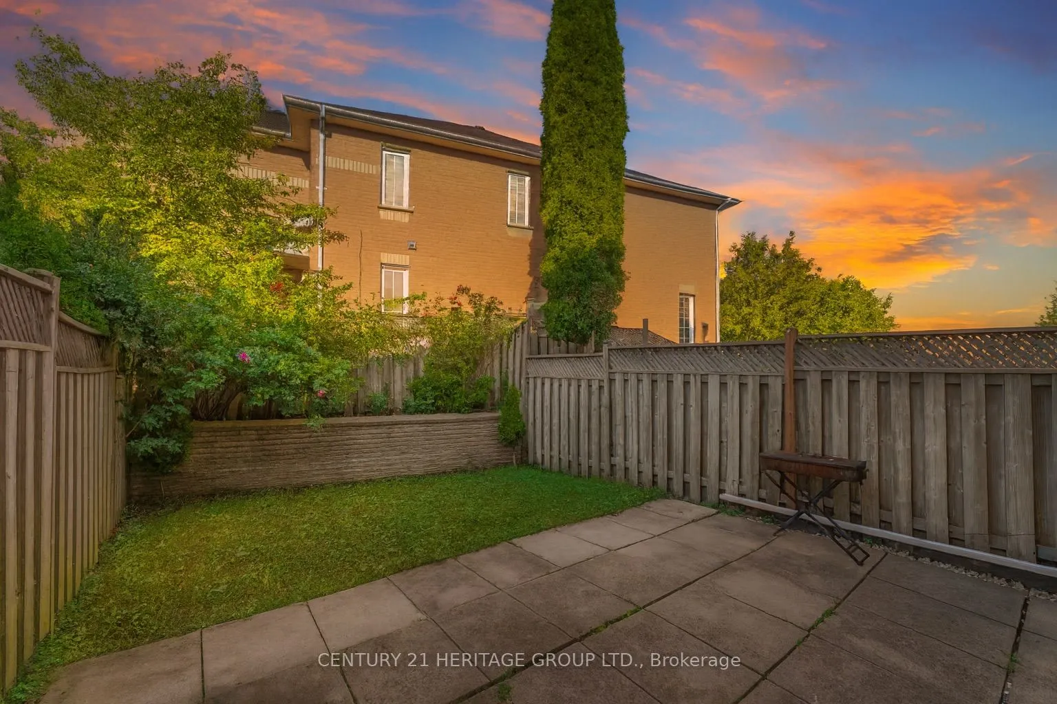 112 Sandfield Drive