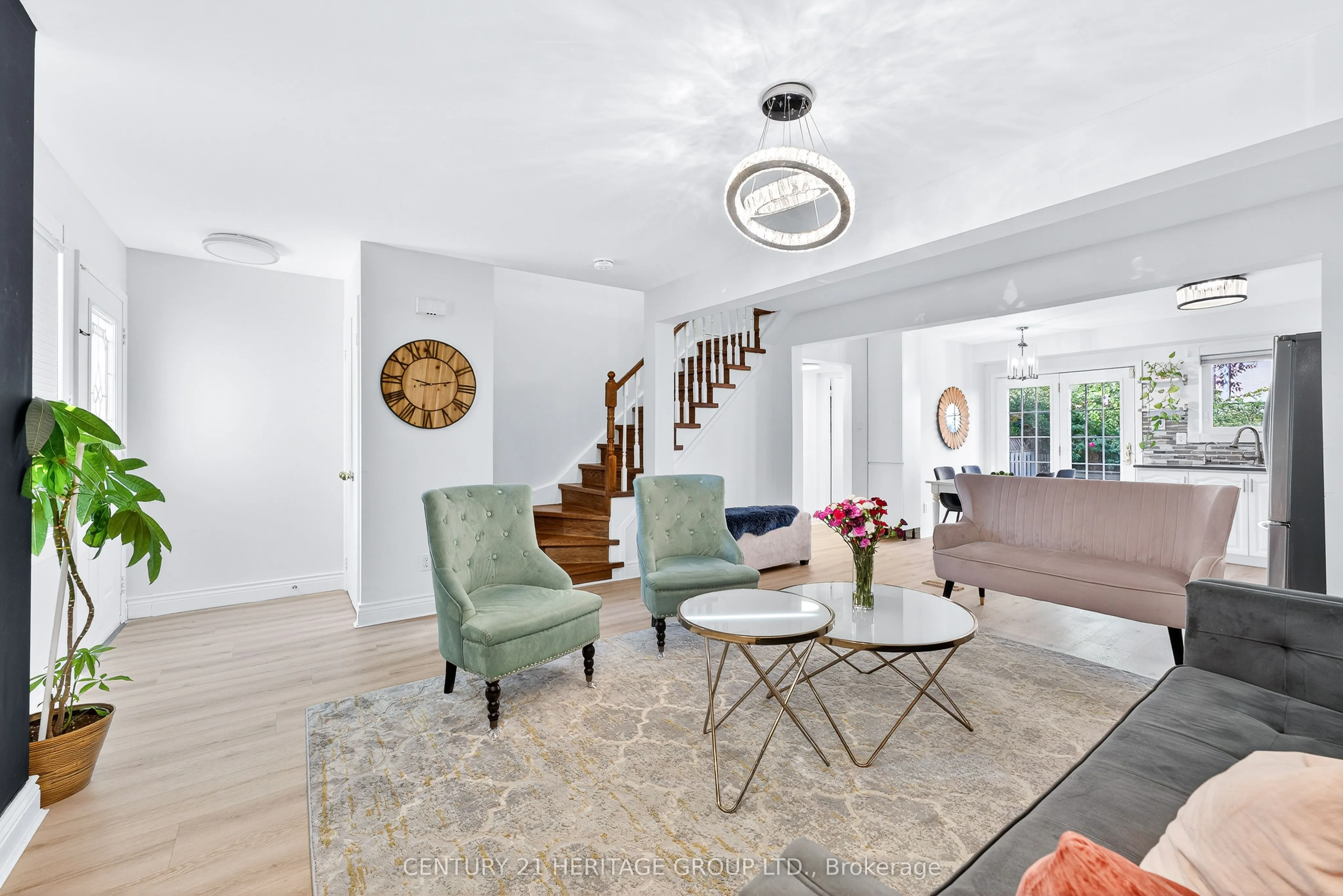 112 Sandfield Drive