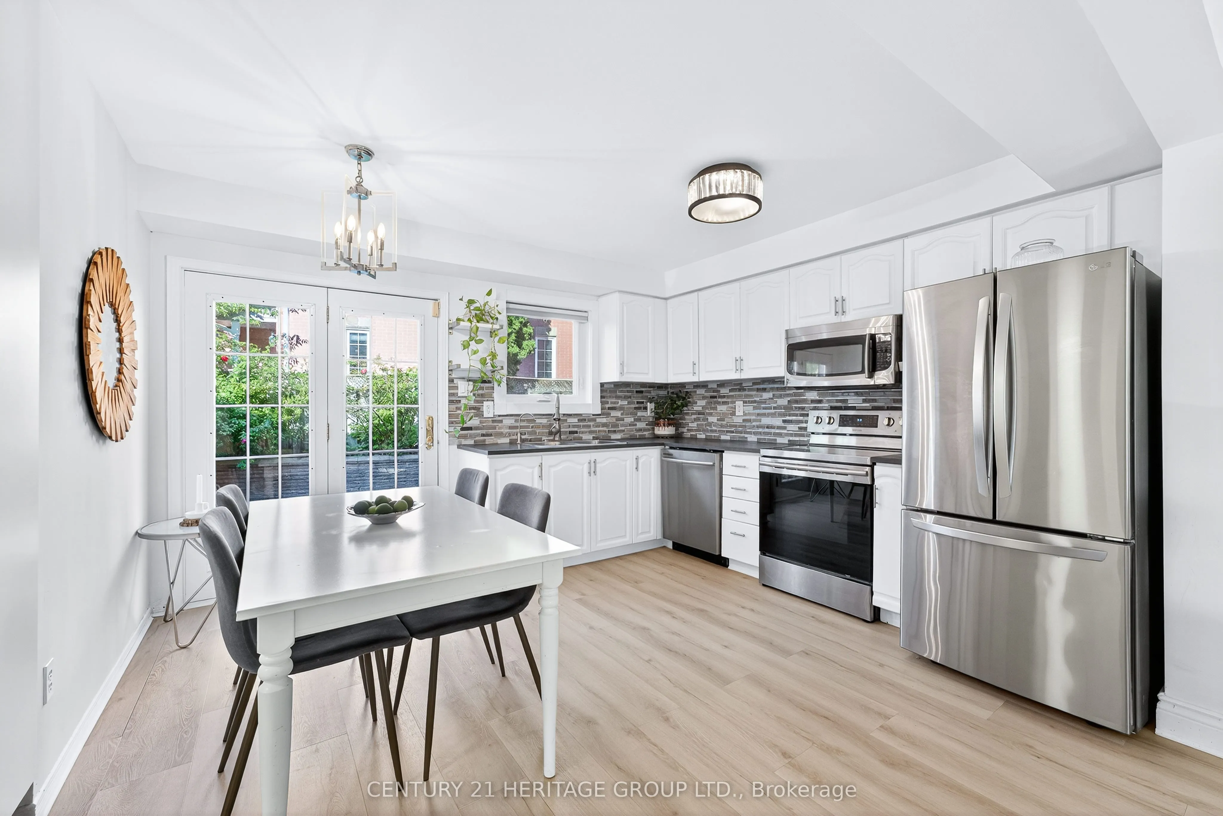 112 Sandfield Drive
