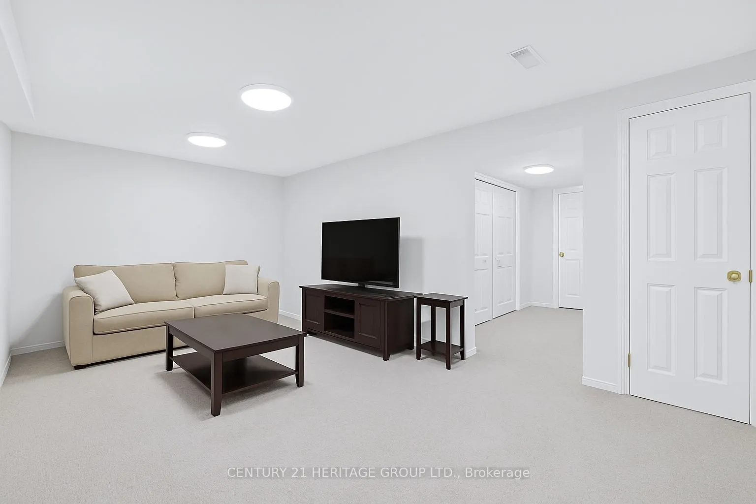 112 Sandfield Drive
