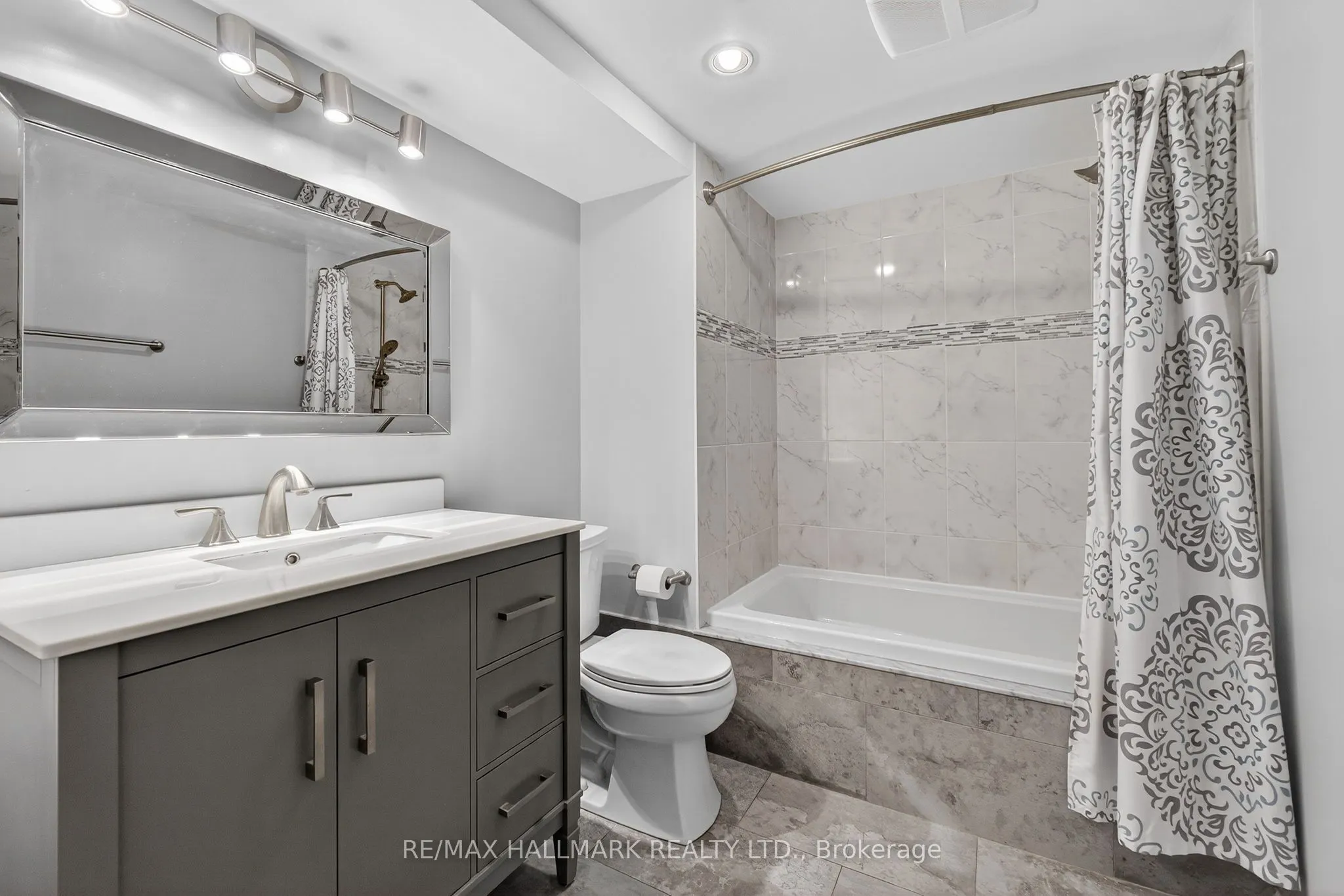 86 Roselawn Drive