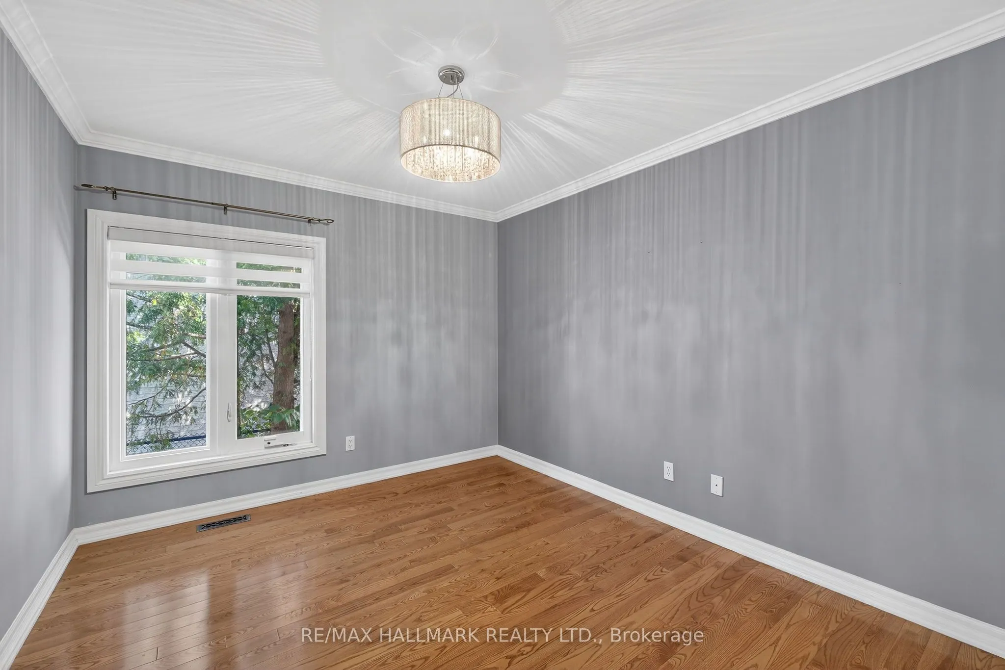 86 Roselawn Drive