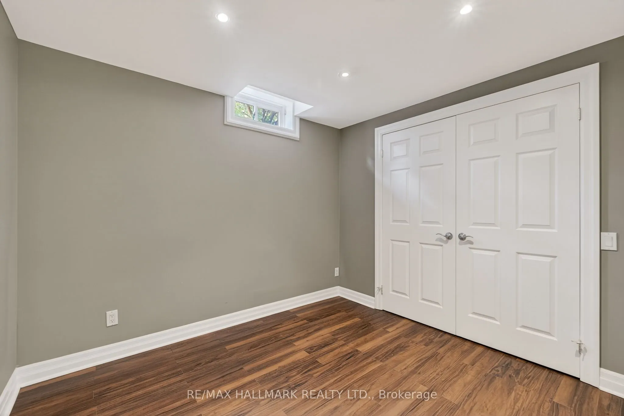 86 Roselawn Drive