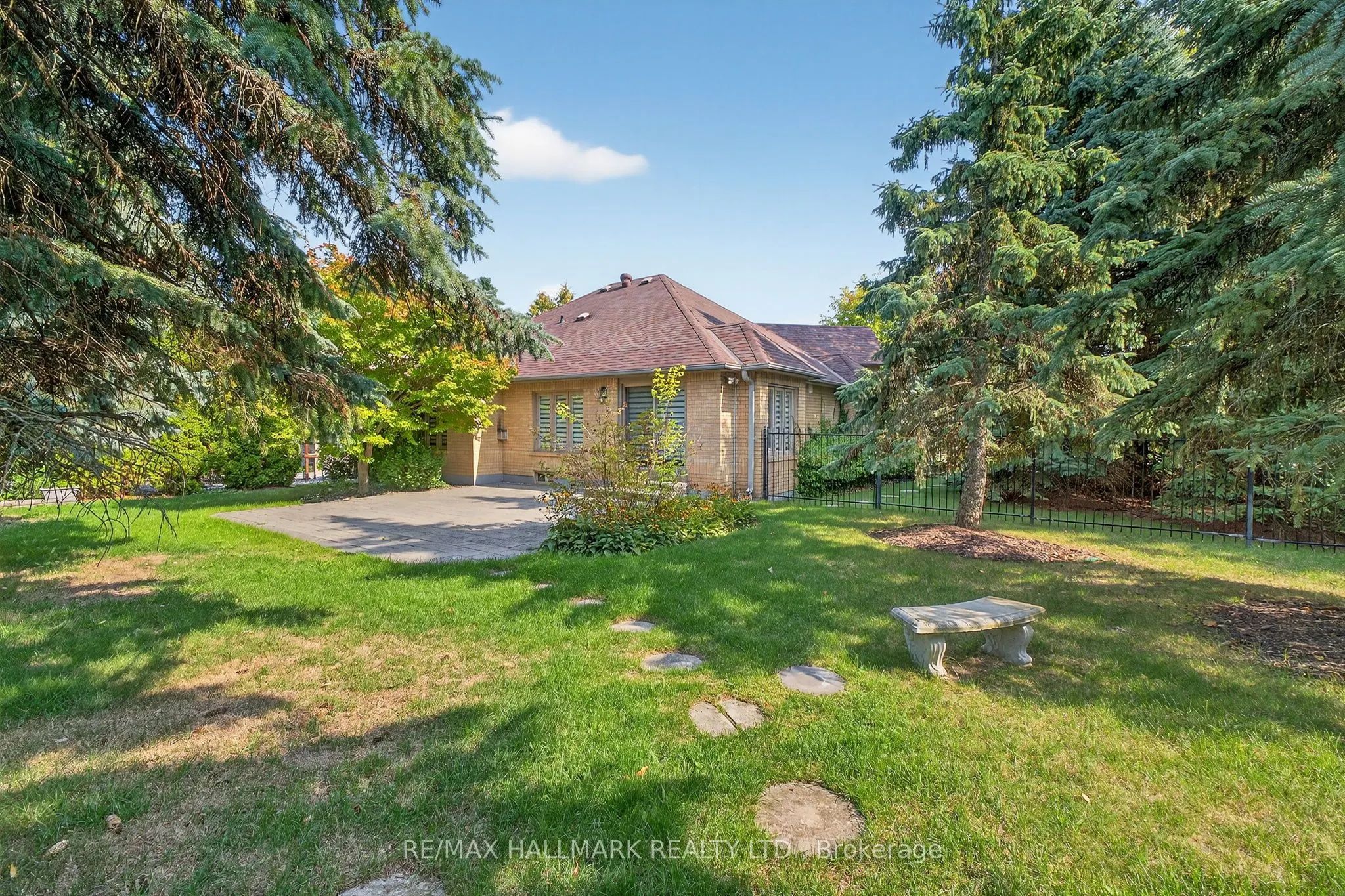 86 Roselawn Drive
