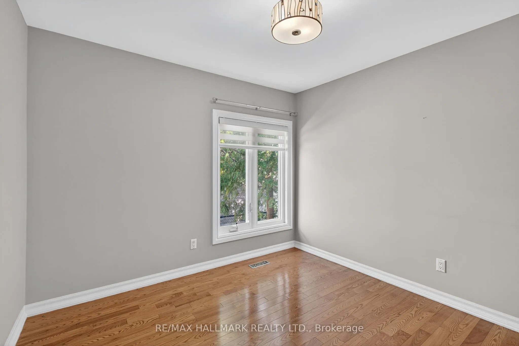 86 Roselawn Drive