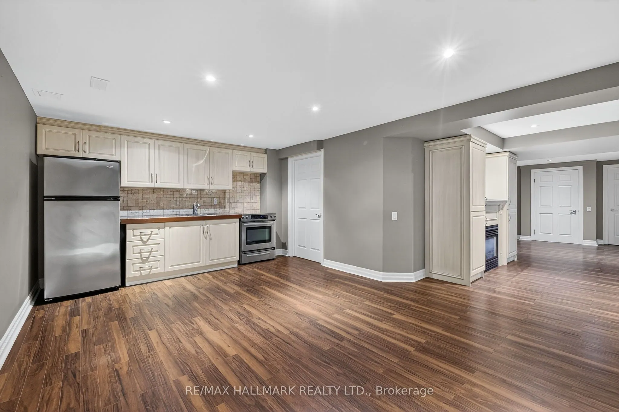 86 Roselawn Drive