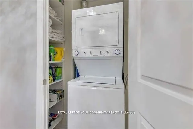 9255 Jane Street, #914
