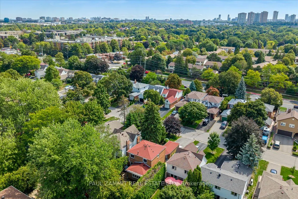 22 Holsworthy Crescent
