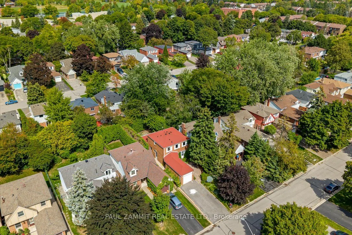 22 Holsworthy Crescent