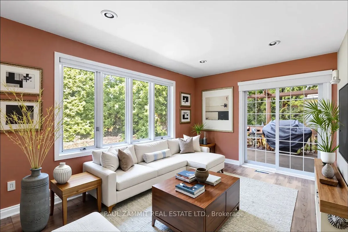 22 Holsworthy Crescent