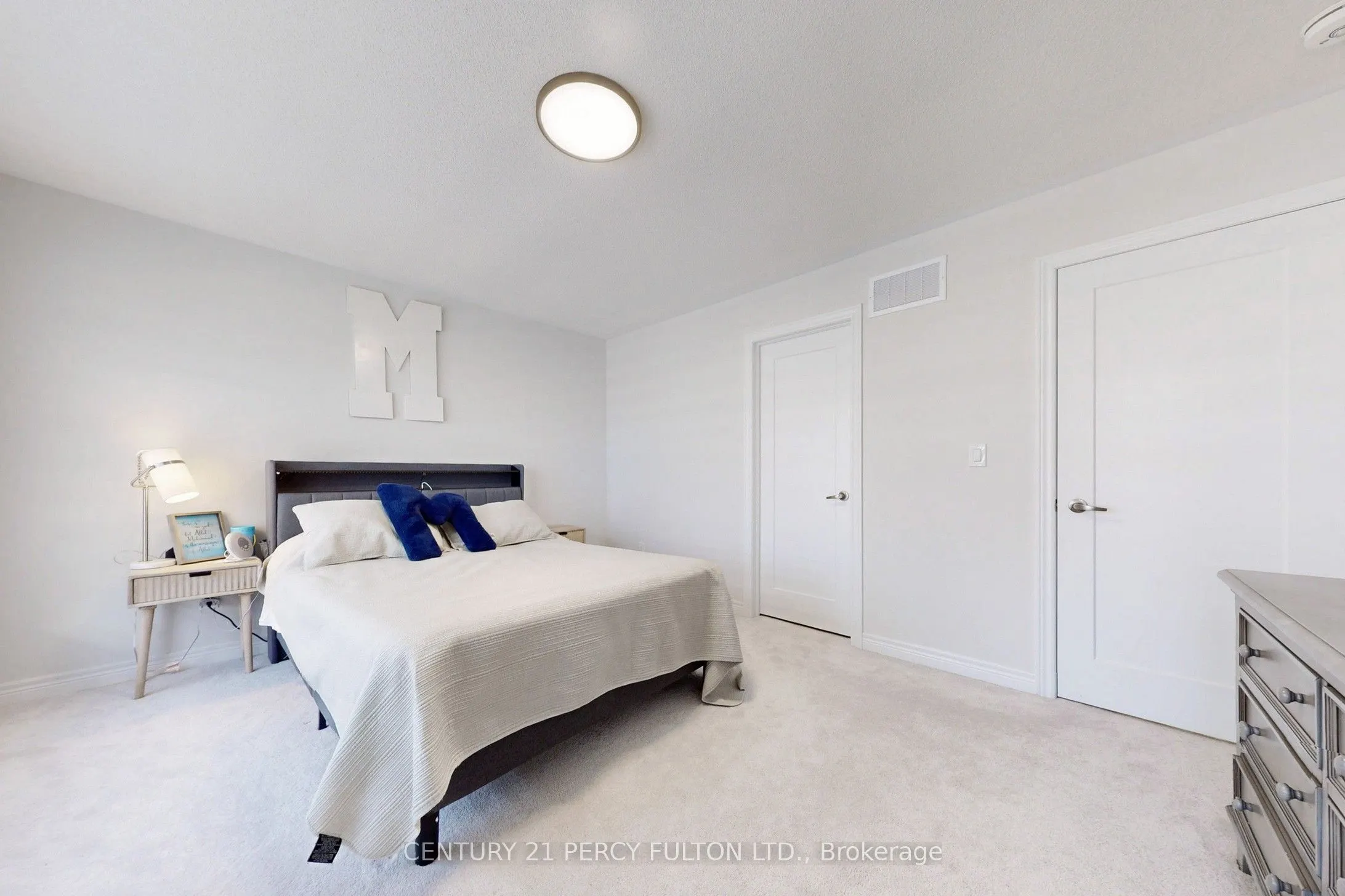 23 Sam Battaglia Crescent