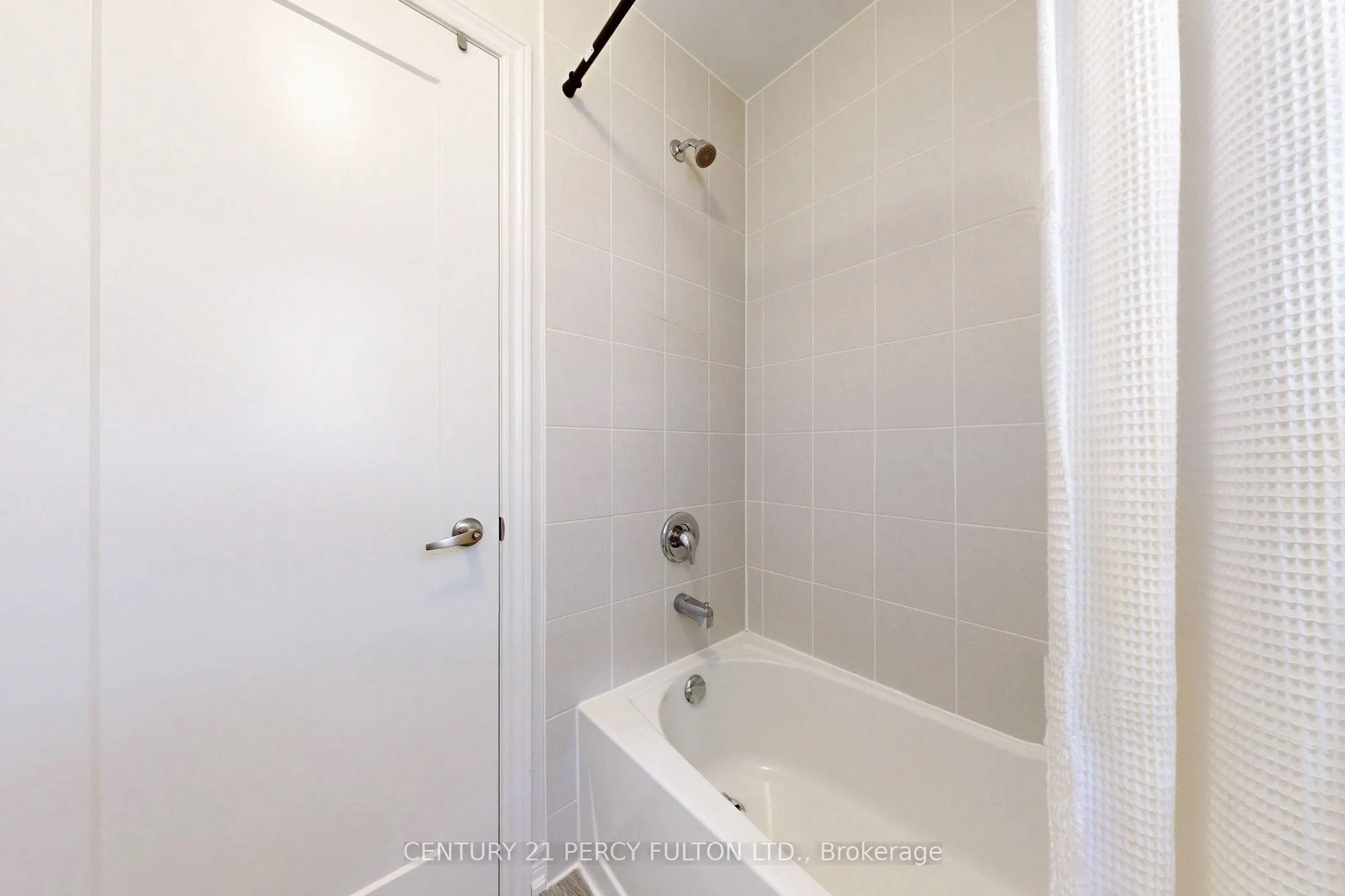 23 Sam Battaglia Crescent