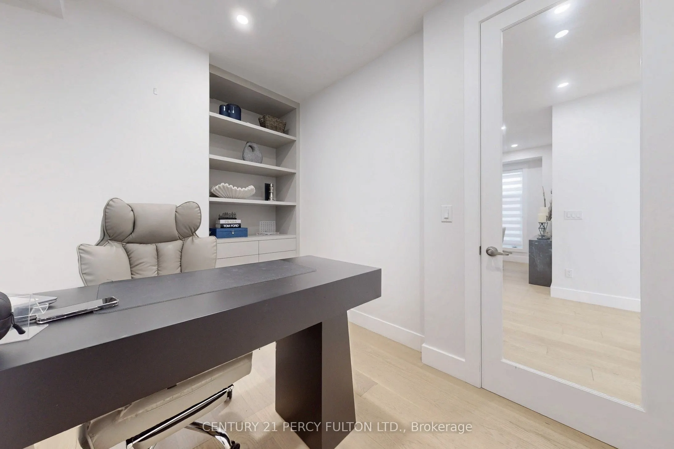 23 Sam Battaglia Crescent