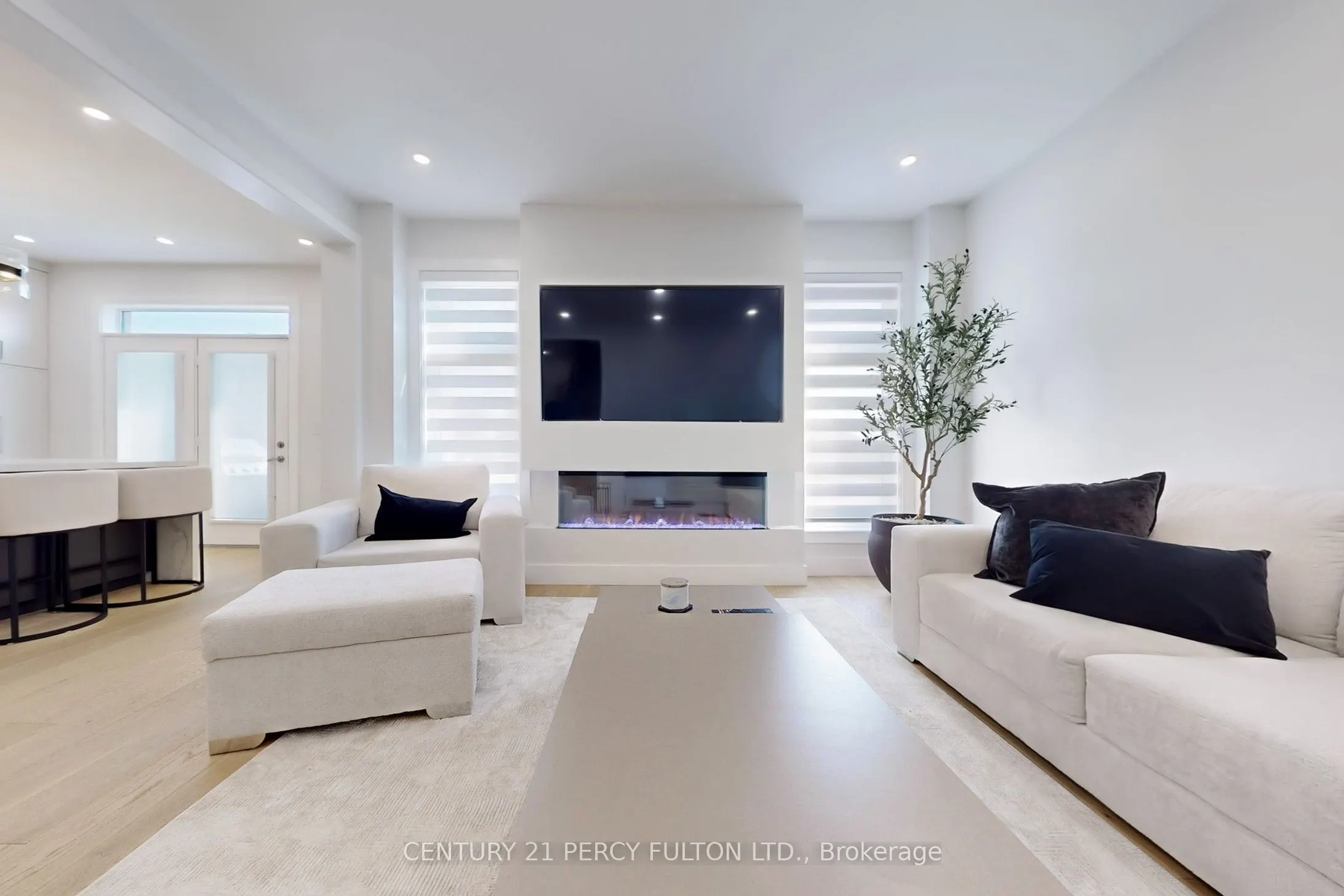 23 Sam Battaglia Crescent