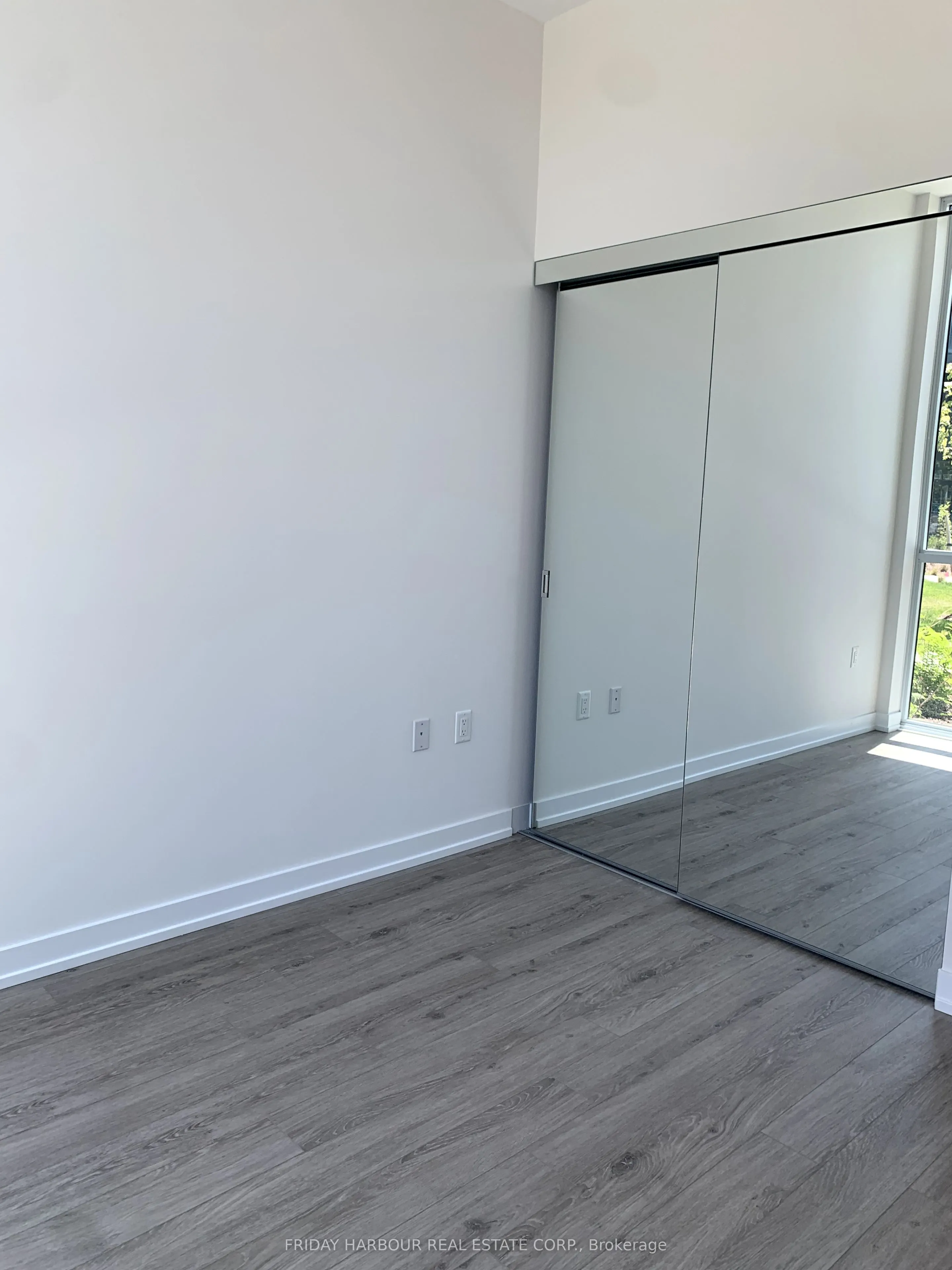 415 Sea Ray Avenue S, #102