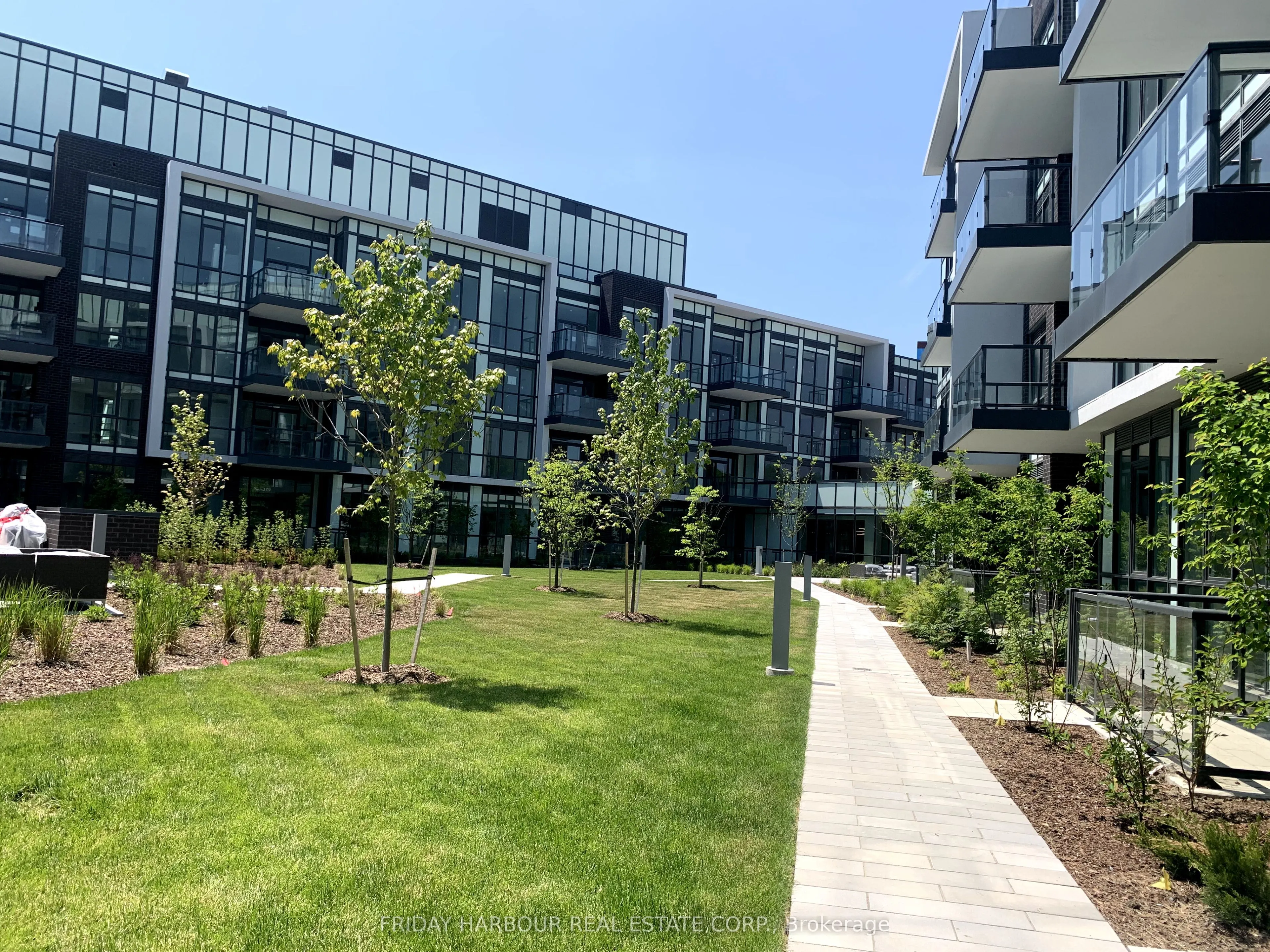 415 Sea Ray Avenue S, #102