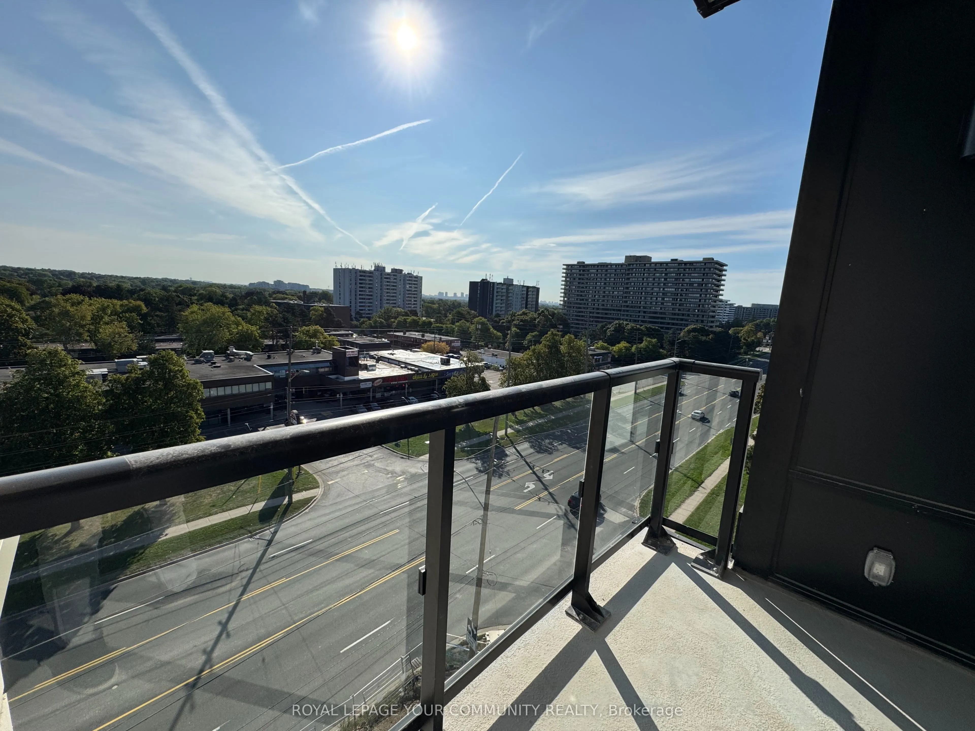8188 Yonge Street, #620
