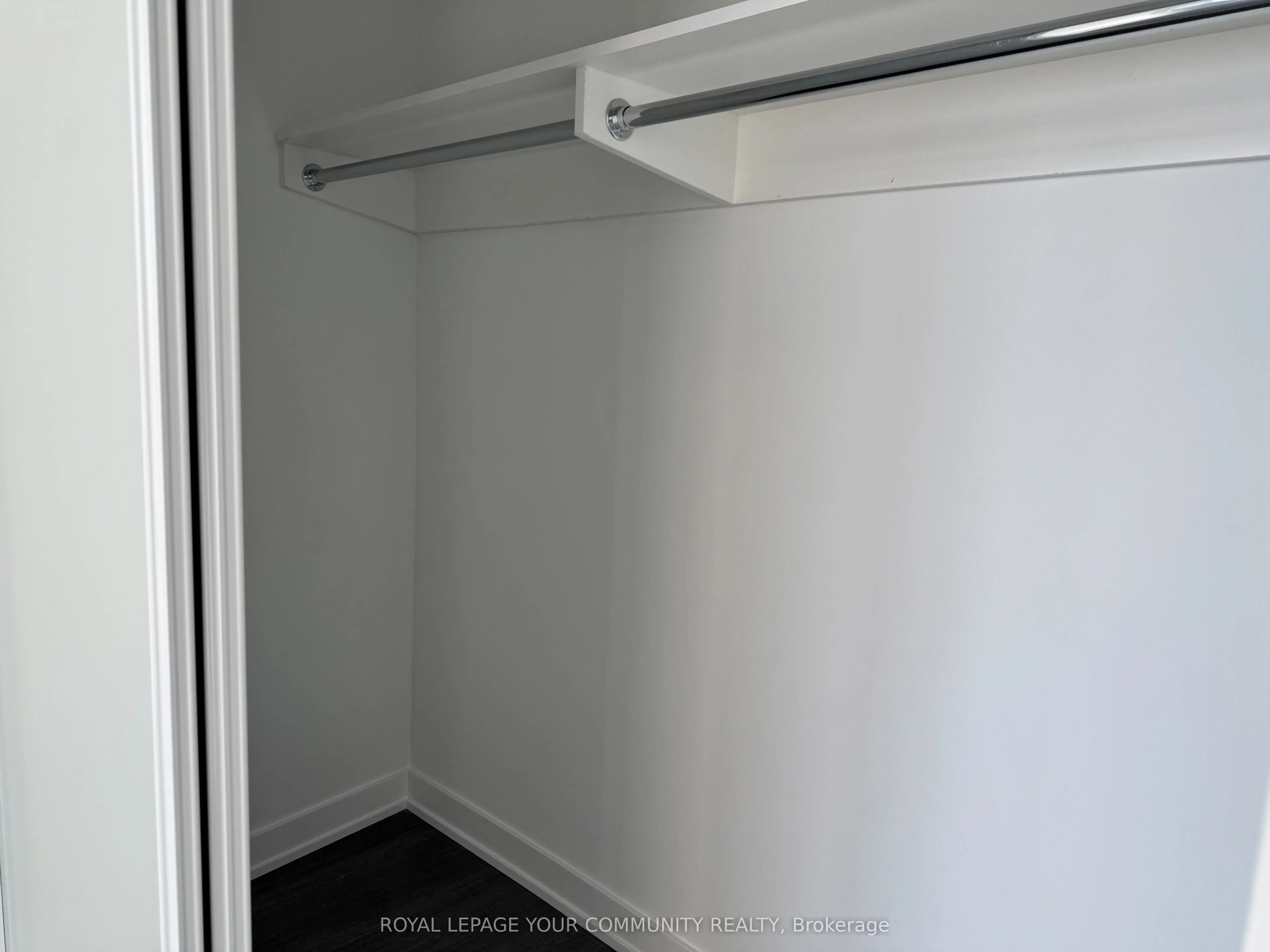 8188 Yonge Street, #620