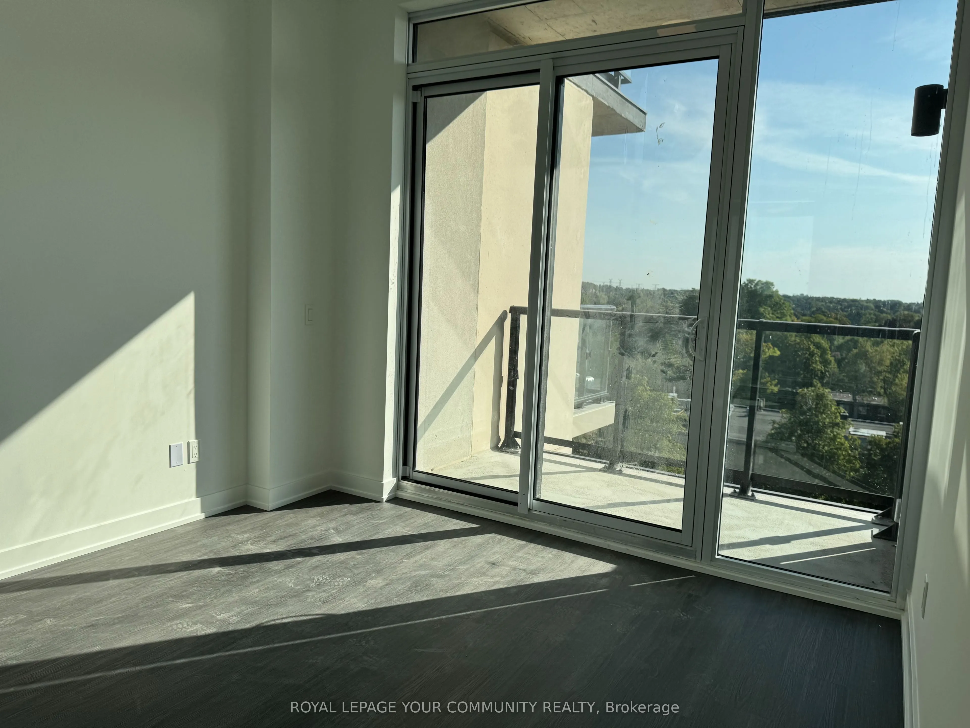 8188 Yonge Street, #620
