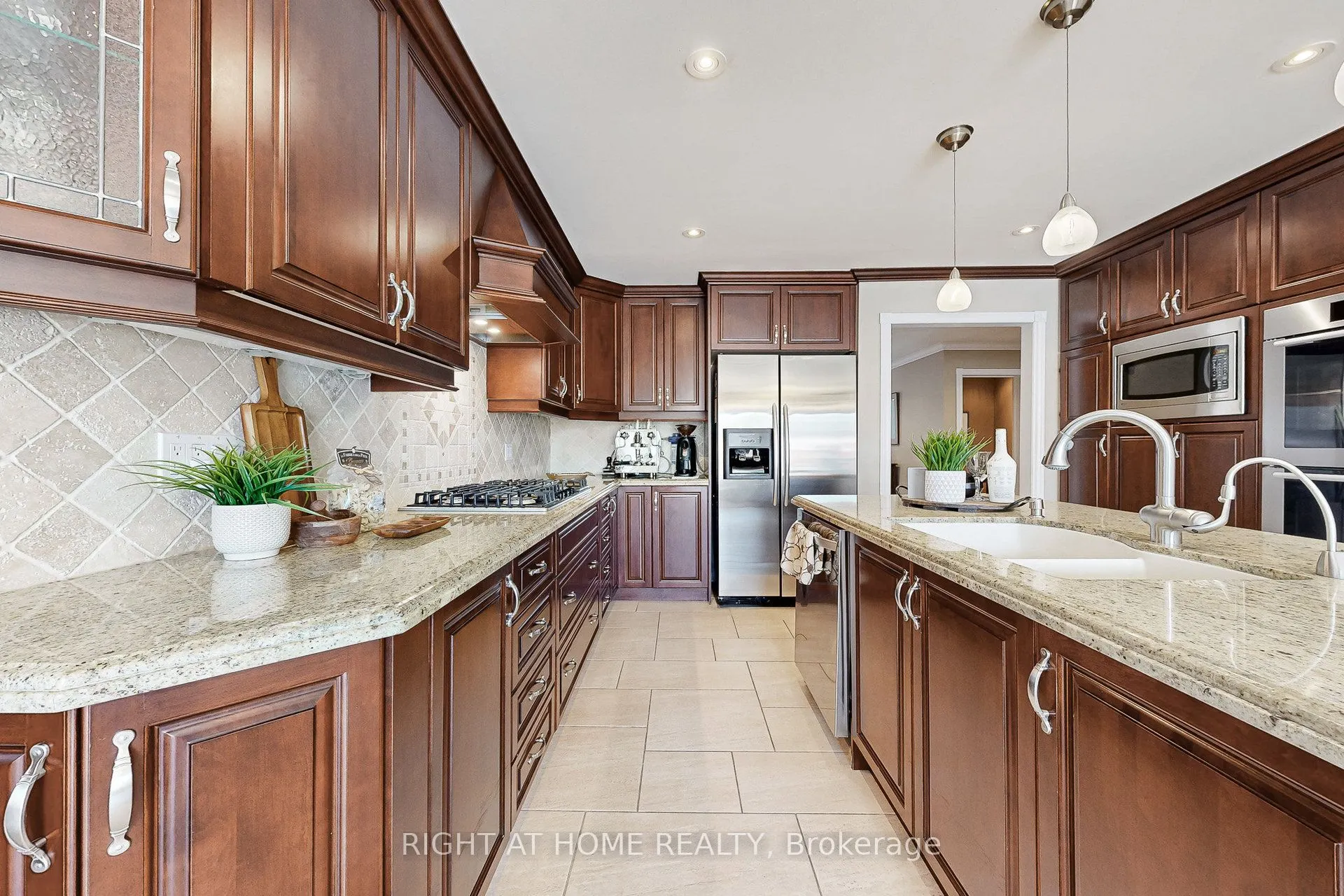 179 Strathearn Avenue
