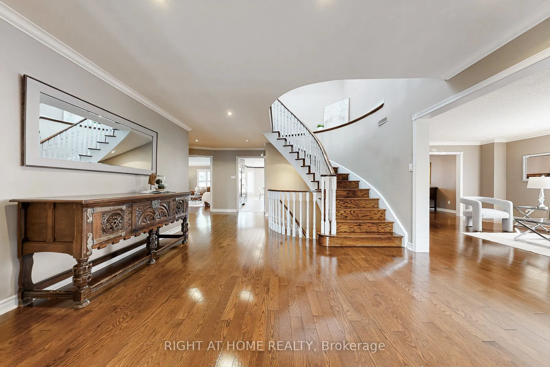 179 Strathearn Avenue