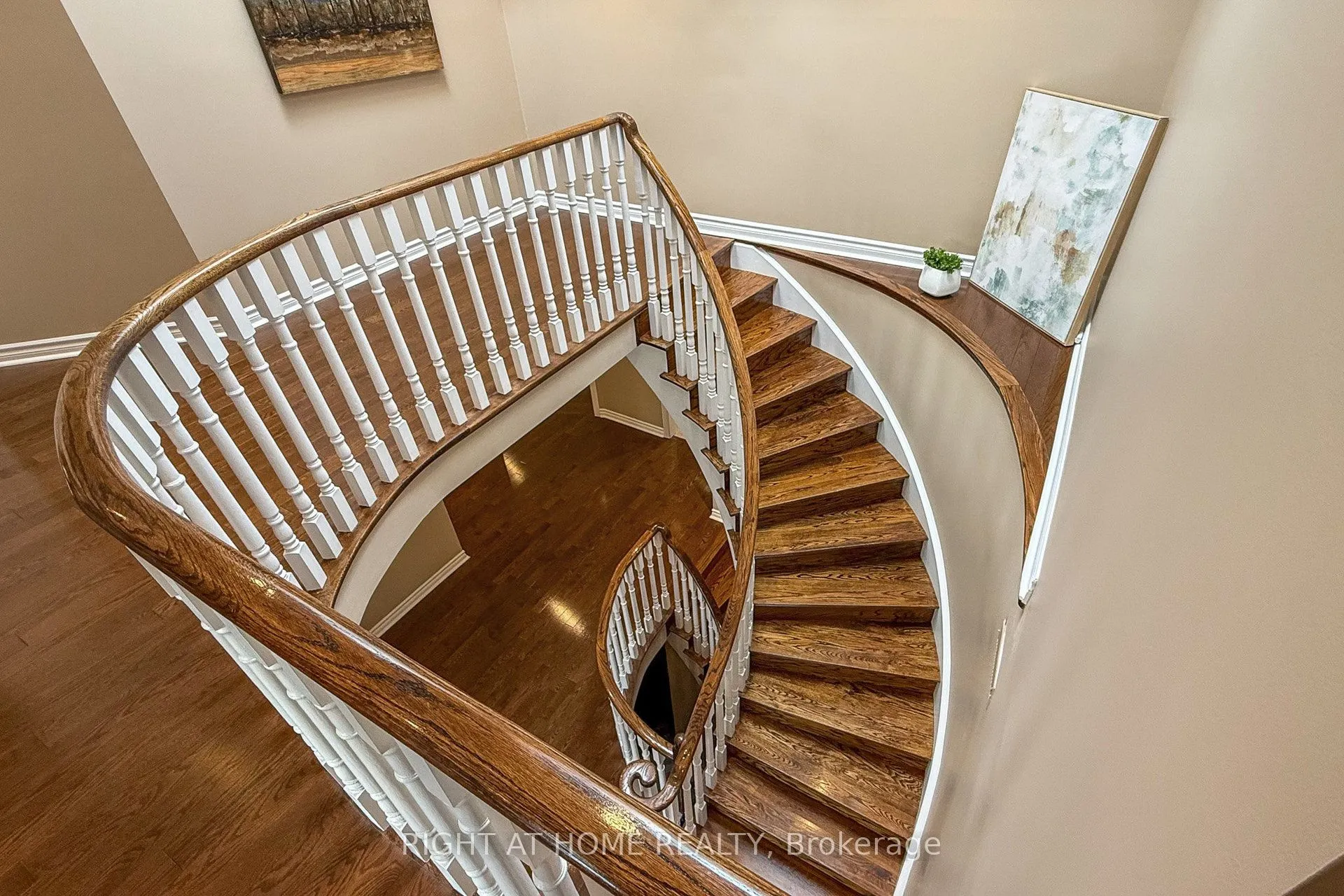 179 Strathearn Avenue
