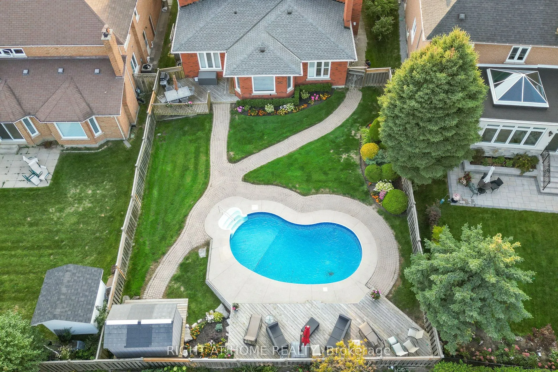 179 Strathearn Avenue