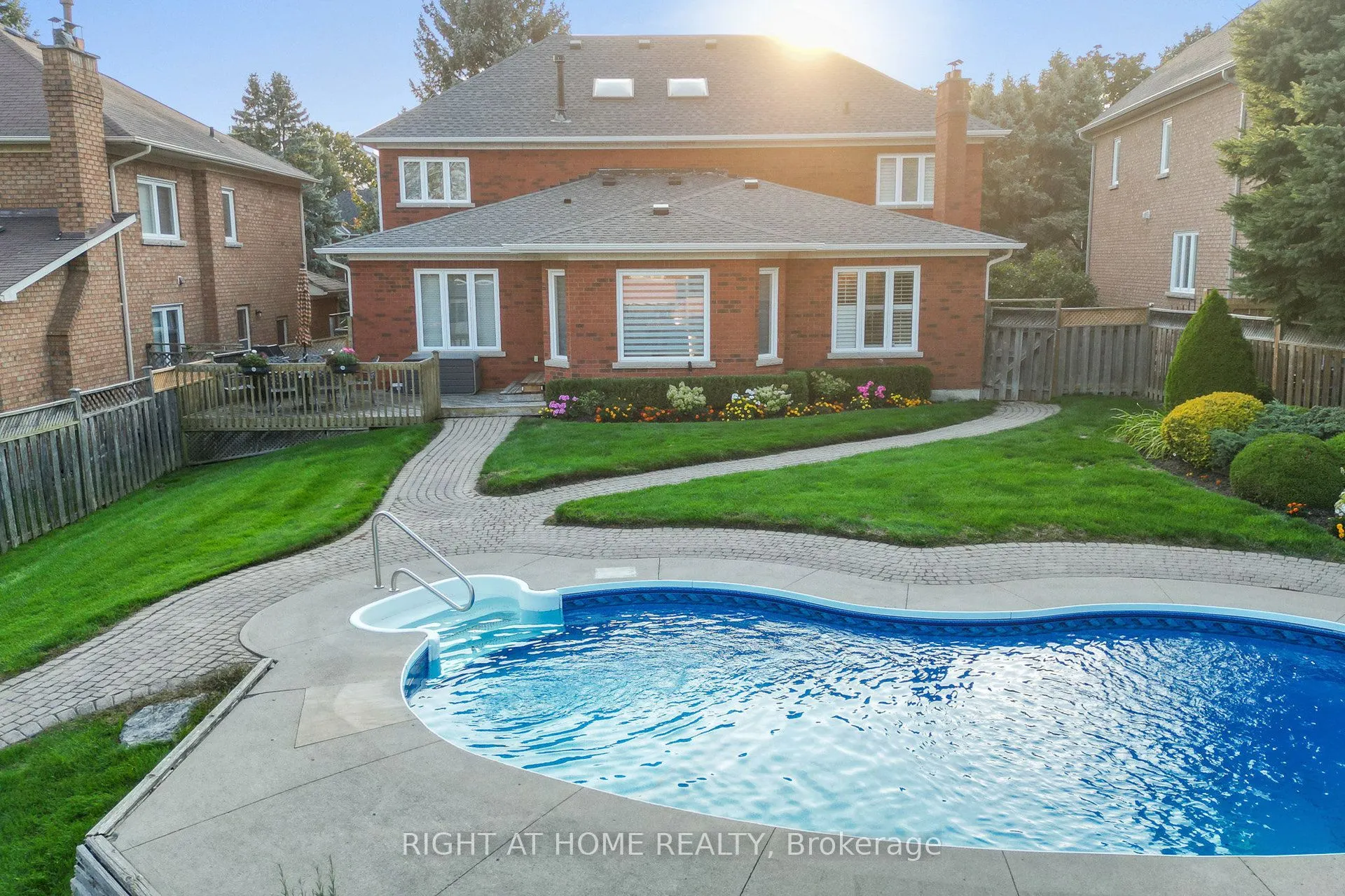 179 Strathearn Avenue