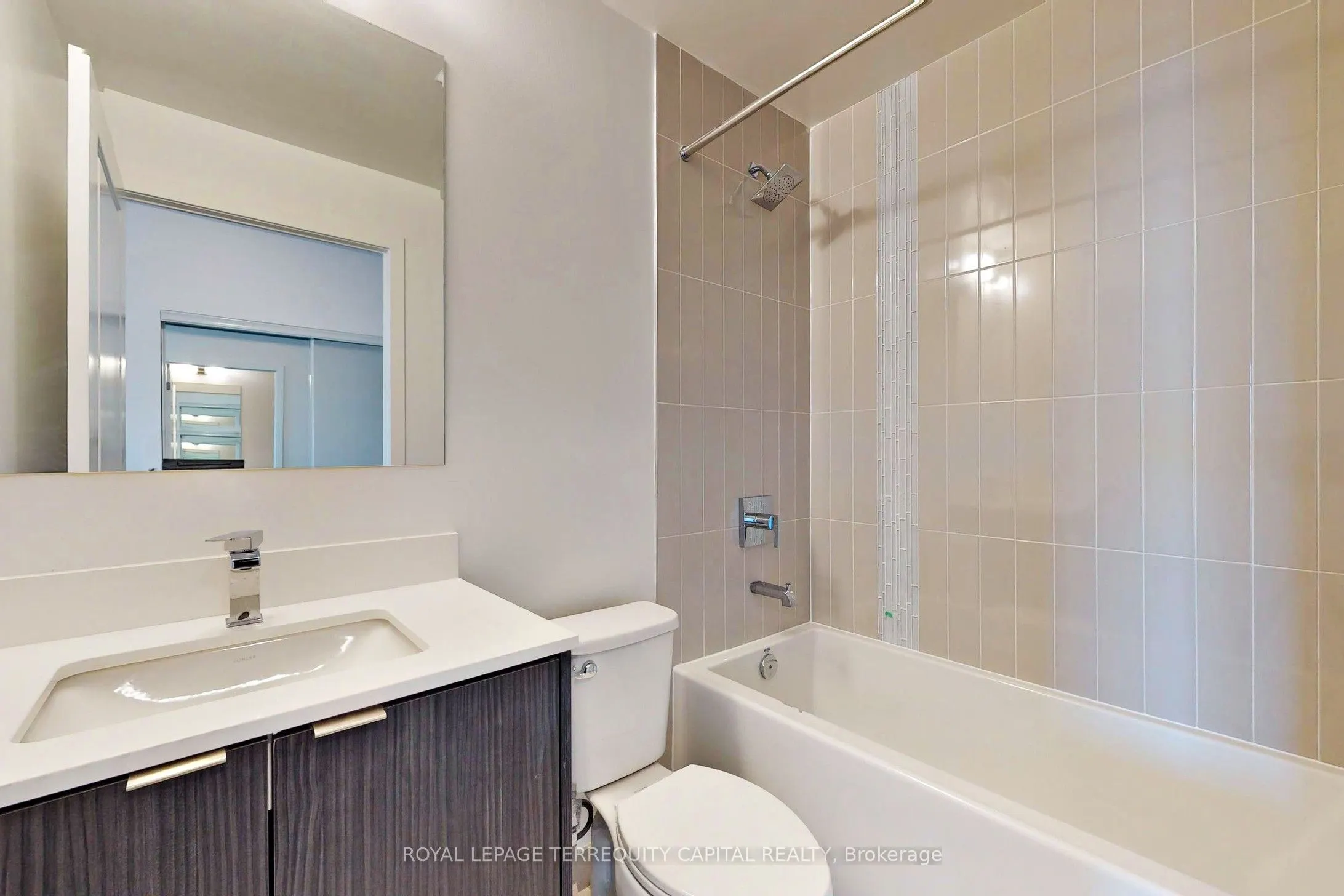 100 Eagle Rock Way, #704