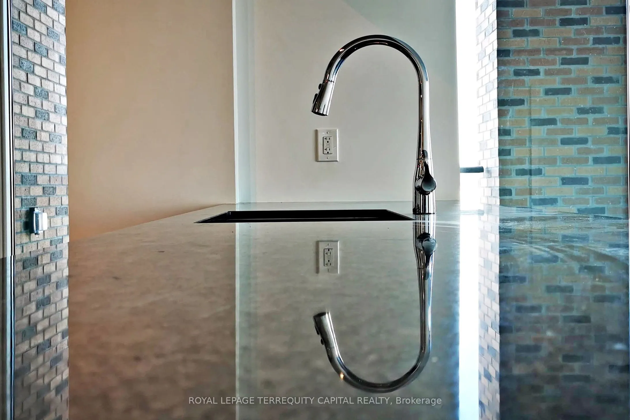 100 Eagle Rock Way, #704