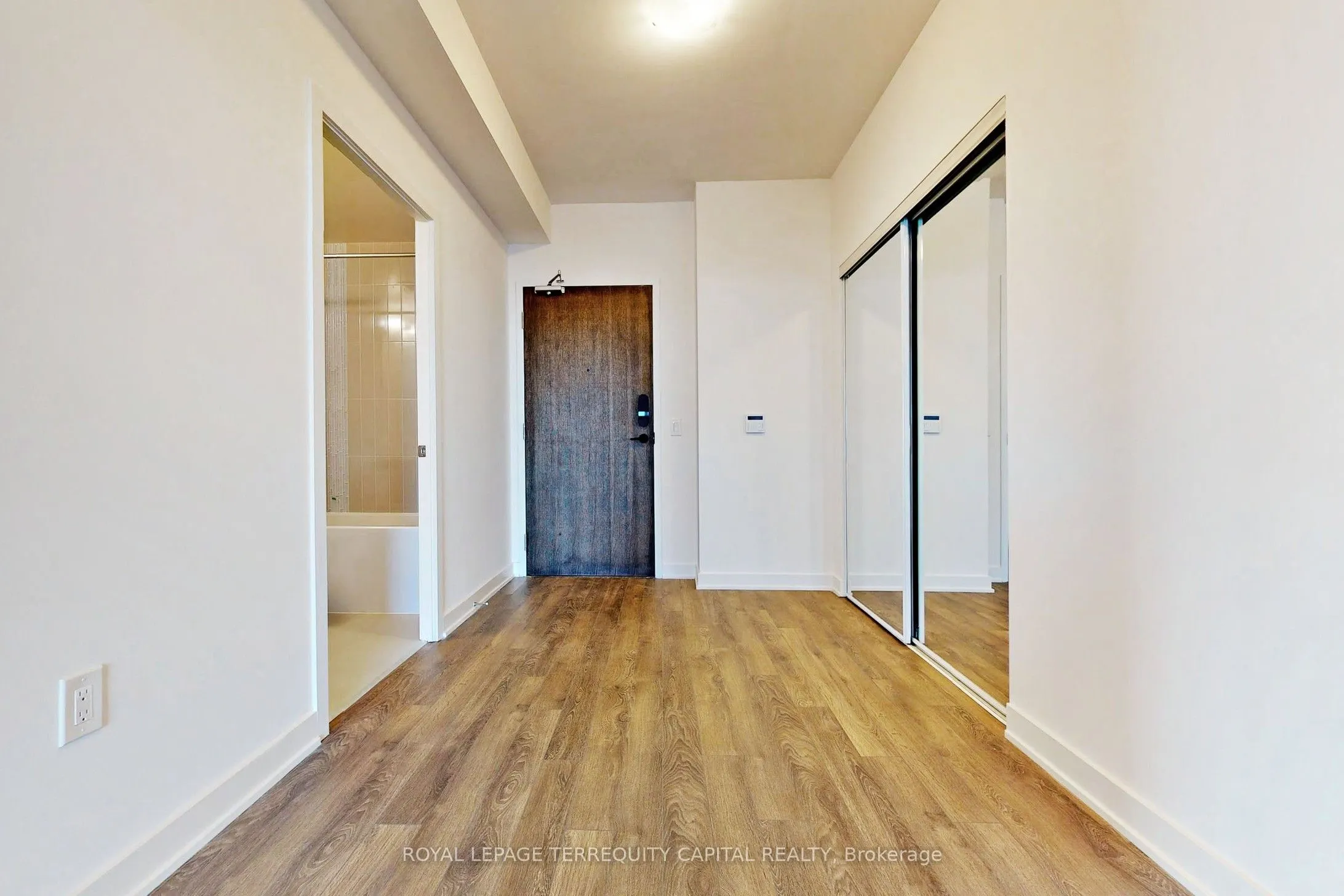 100 Eagle Rock Way, #704