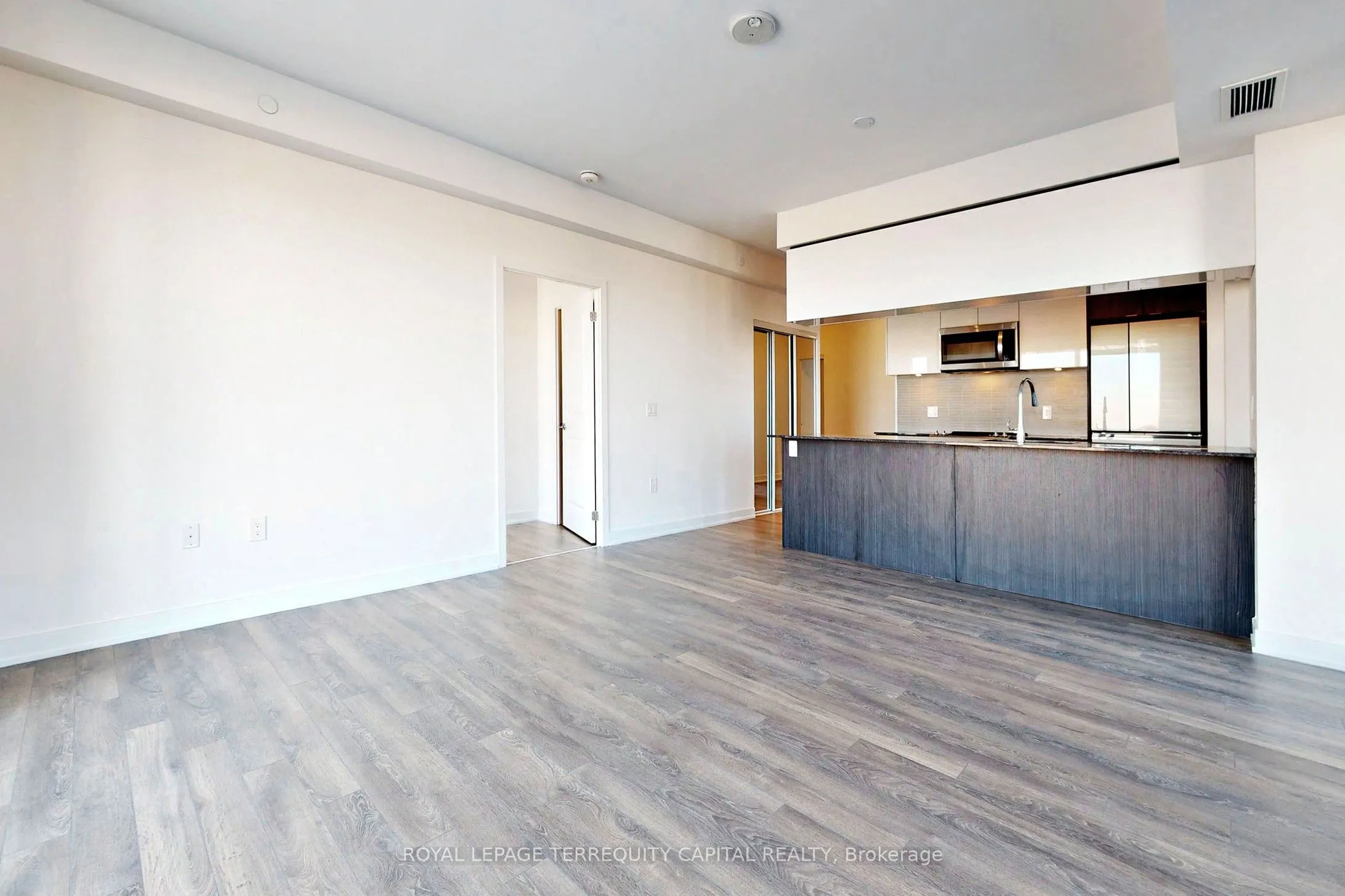 100 Eagle Rock Way, #704