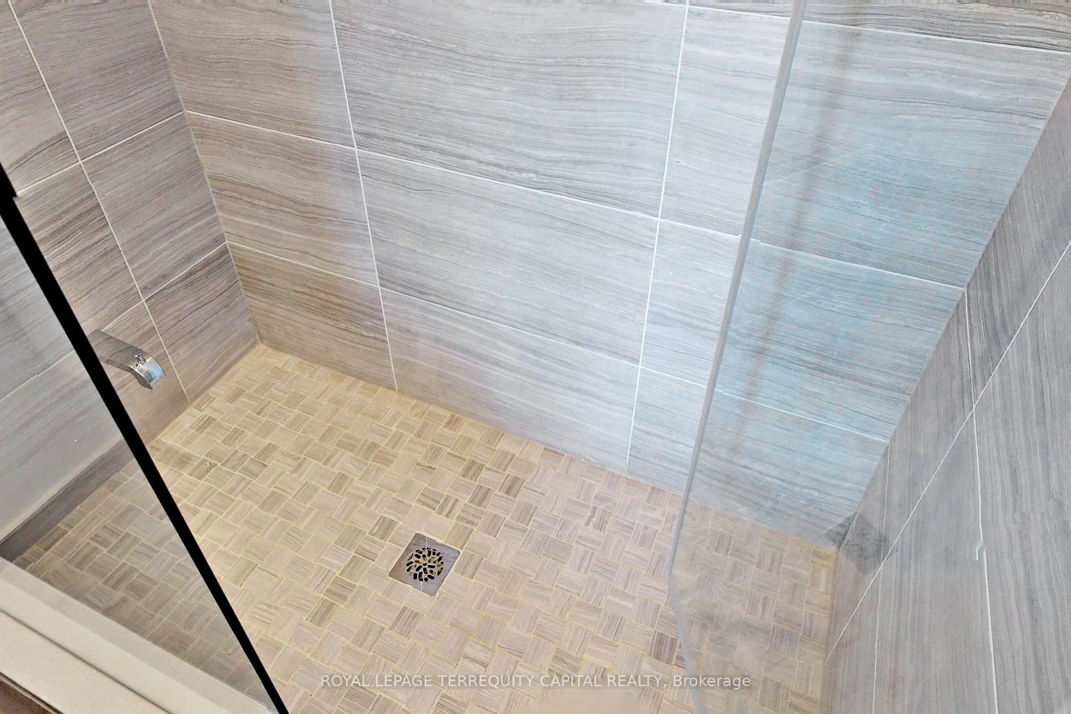 100 Eagle Rock Way, #704