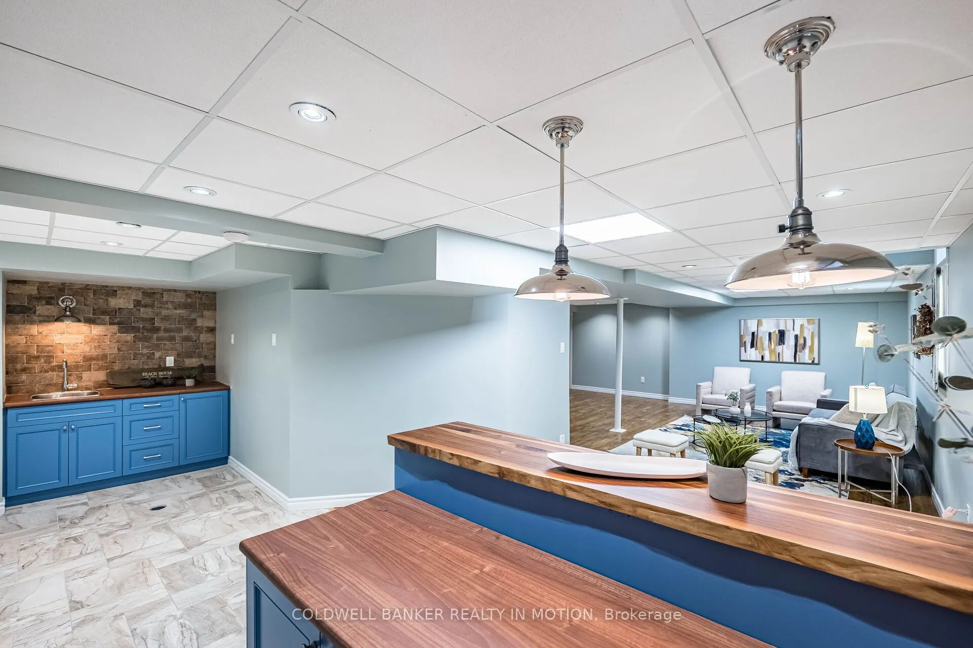 9 Buttonfield Road
