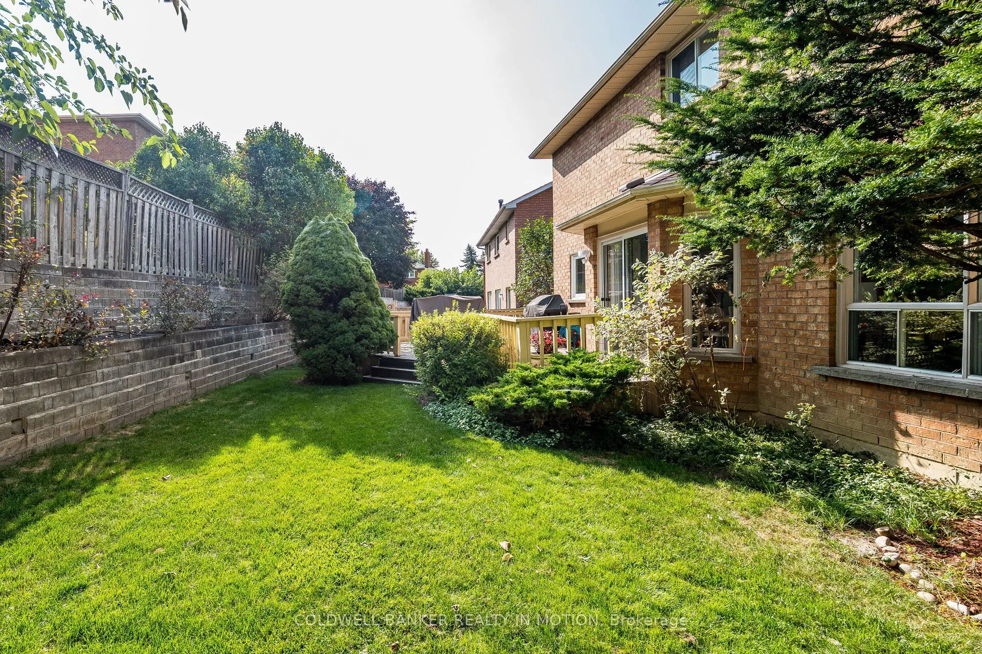 9 Buttonfield Road