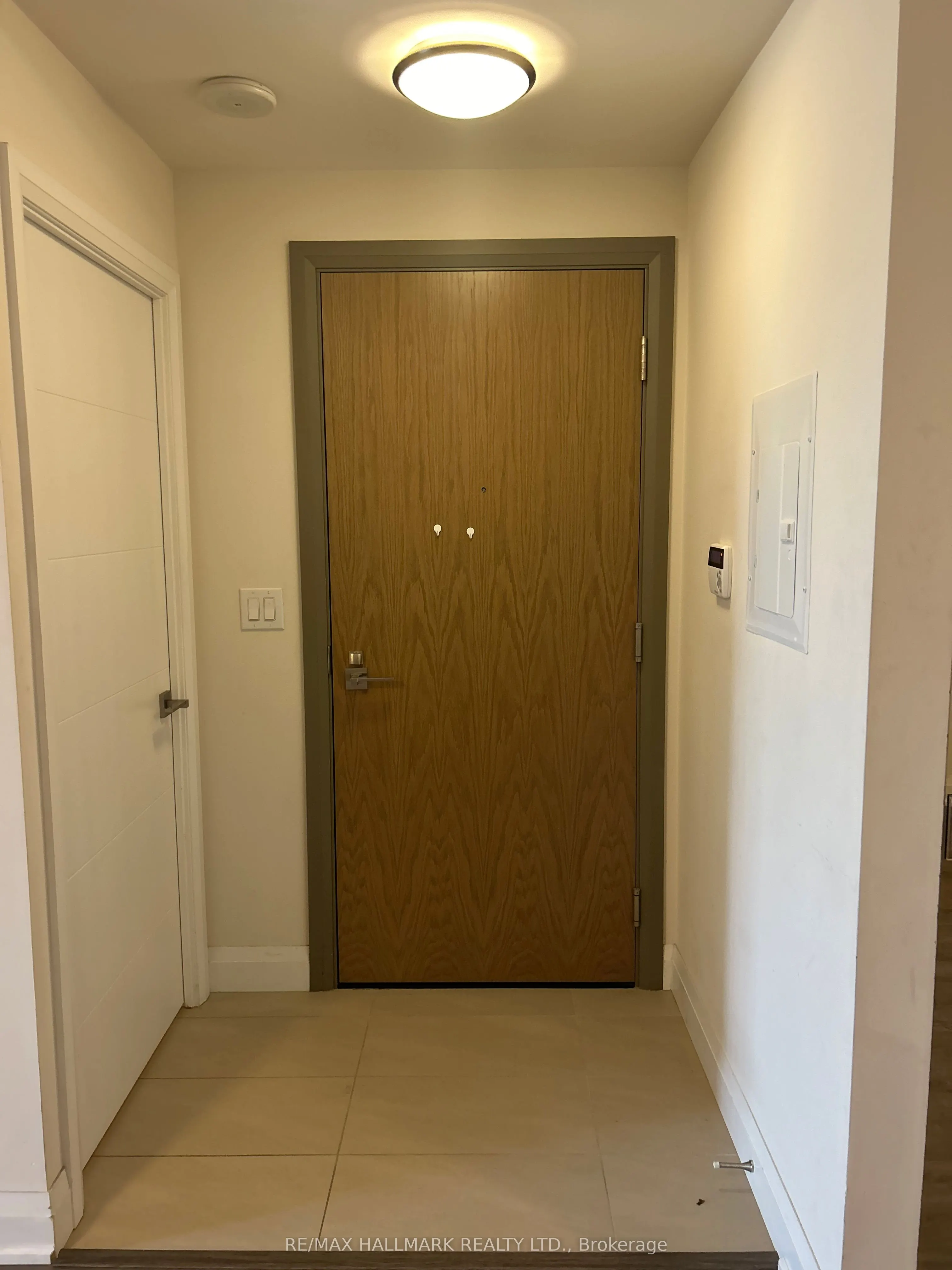 18 Uptown Drive, #323