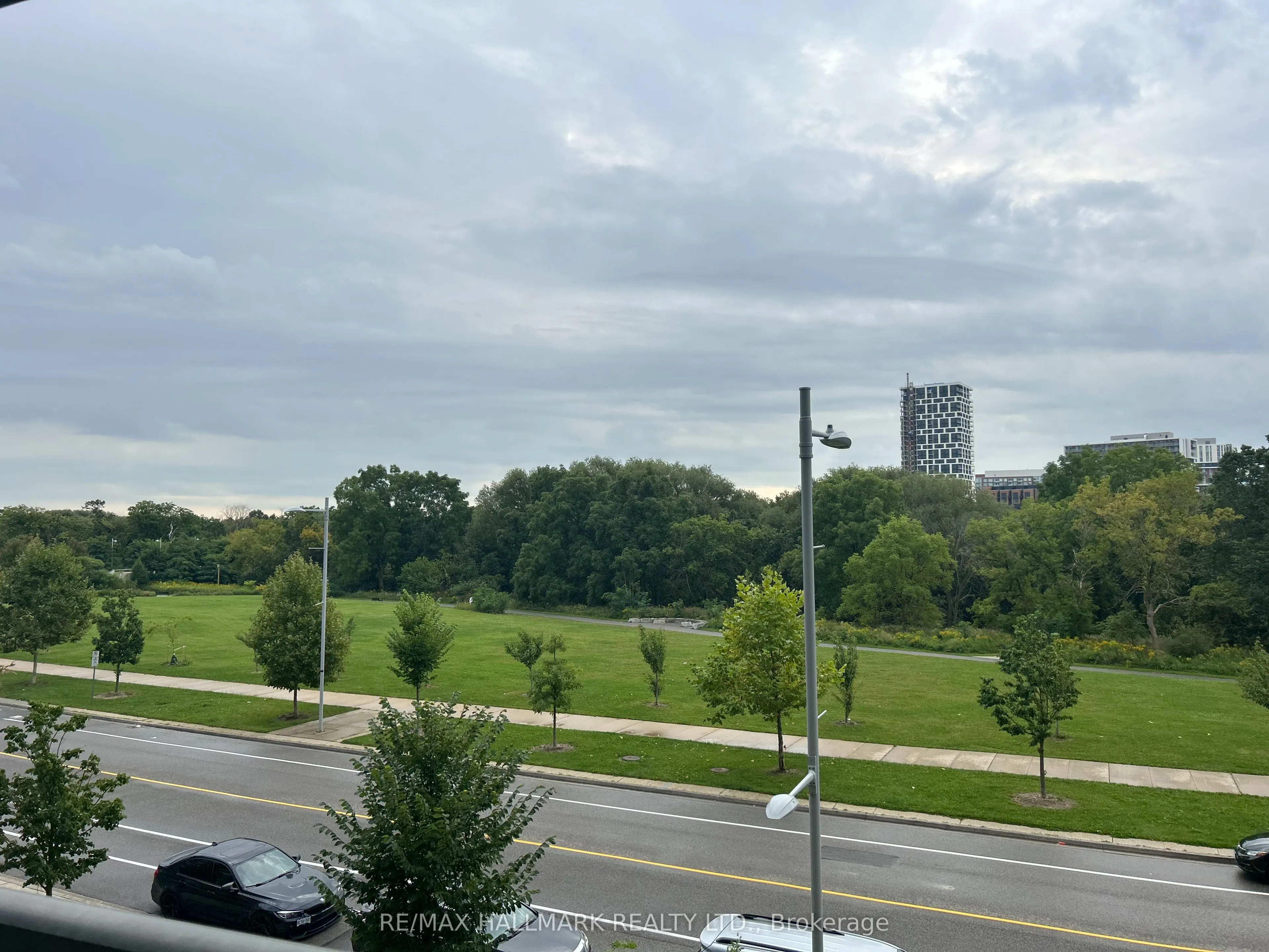 18 Uptown Drive, #323