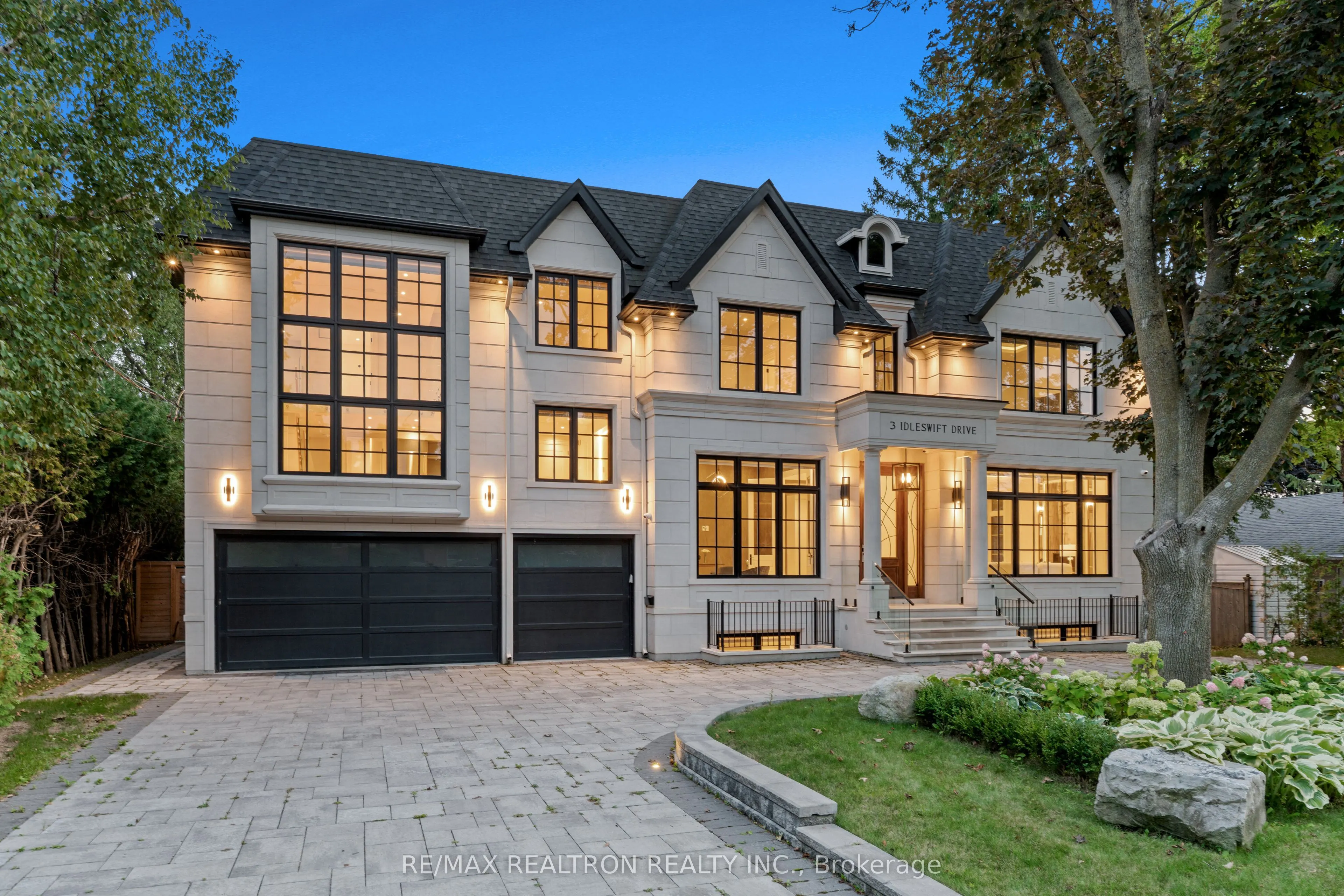 3 Idleswift Drive