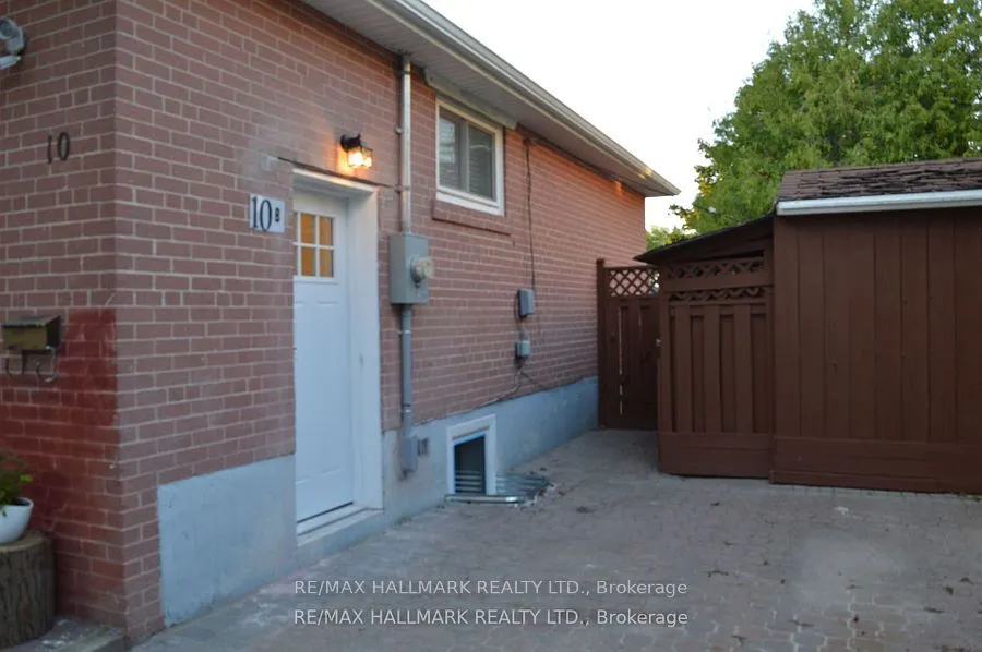 10 Johnson Road, #Lower