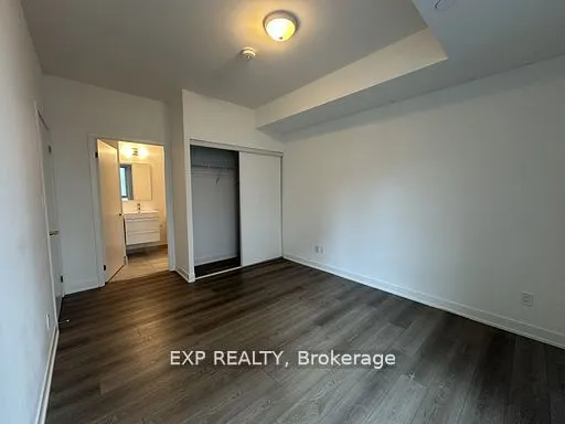38 Simcoe Promenade, #618